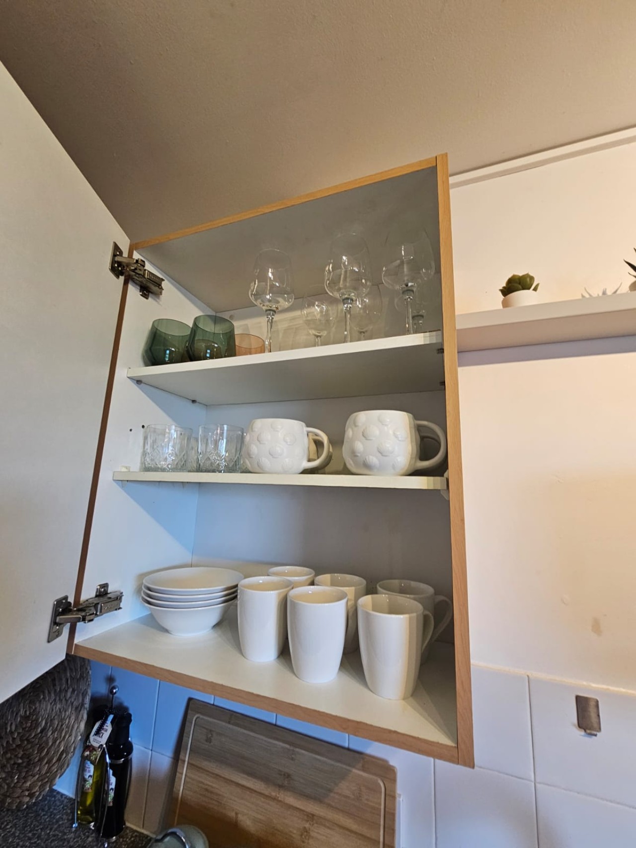 Elizabeth Line Retreat – Modern 2BR Flat in Hayes in Flat 28 Sheringham Court, 11 Clayton Rd, Hayes UB3 1AX, UK - Property image 32 - VivreStays