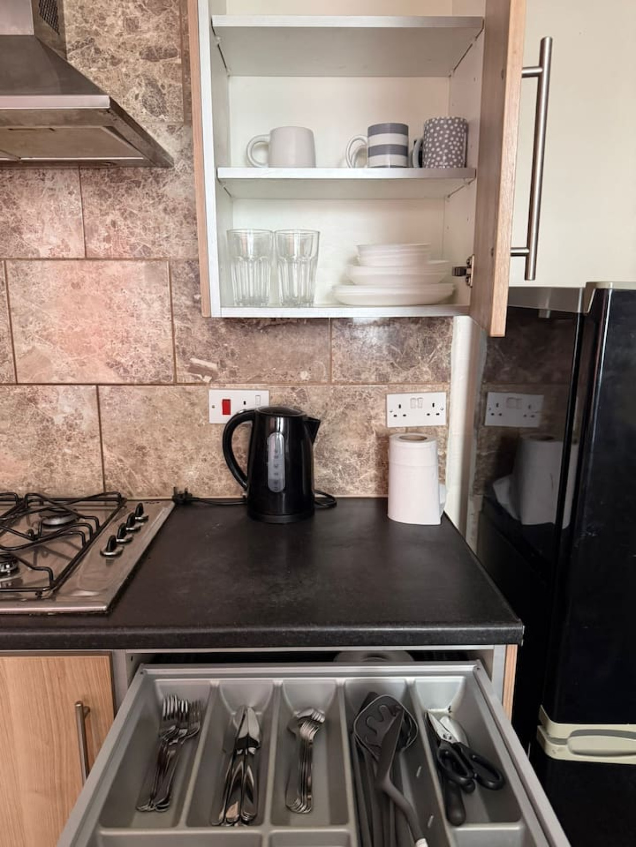 Spacious 3BR Haven in Tilbury with Free Parking in 35Portsea Road, England, United Kingdom, RM18 8AX - Property image 18 - VivreStays