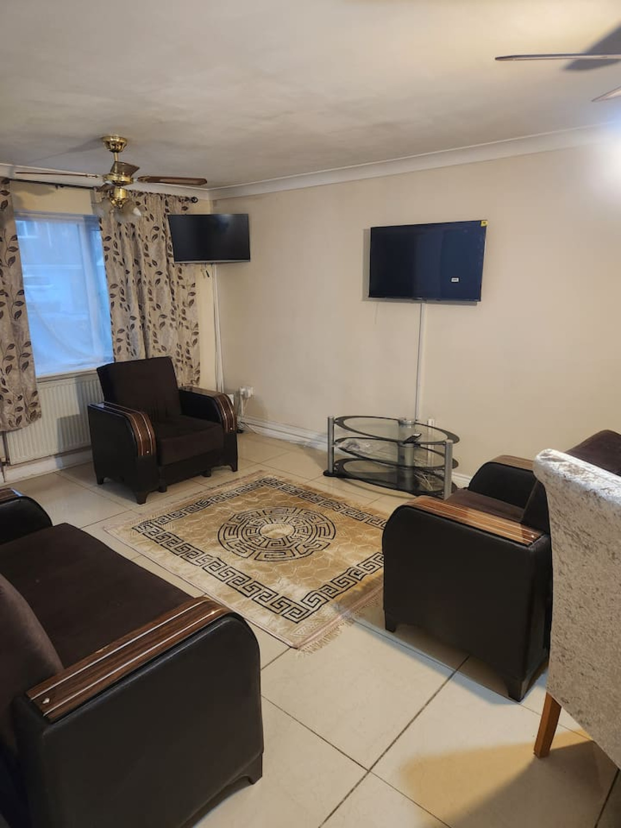 Spacious 3BR Haven in Tilbury with Free Parking in 35Portsea Road, England, United Kingdom, RM18 8AX - Property image 28 - VivreStays