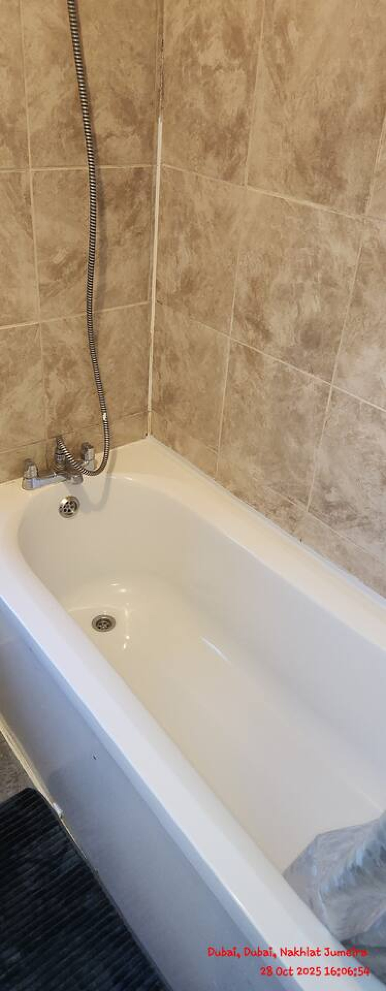 Spacious 3BR Haven in Tilbury with Free Parking in 35Portsea Road, England, United Kingdom, RM18 8AX - Property image 11 - VivreStays