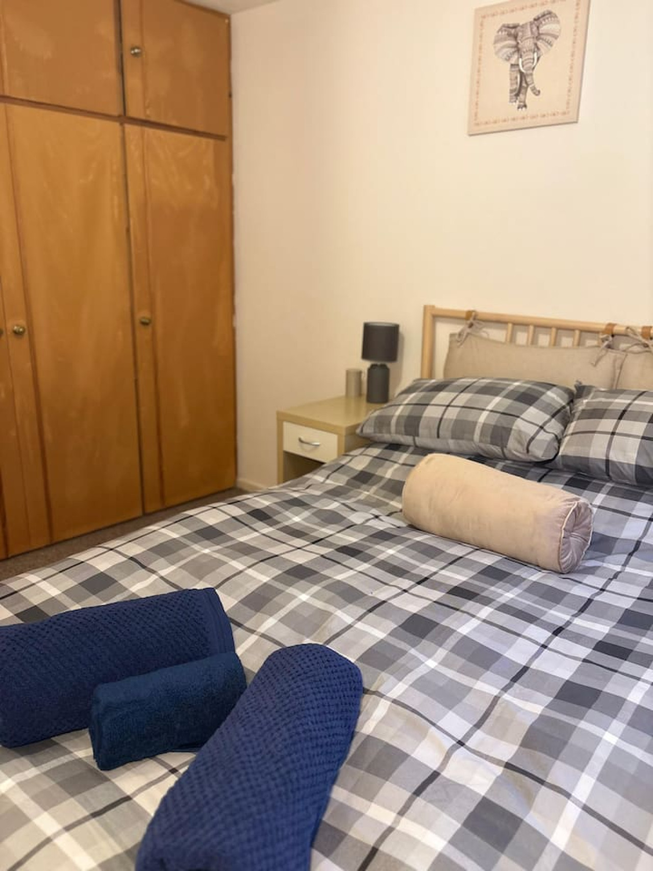 Cozy Northolt Hideaway 1BR FREE Wifi StreetParking in 117 Rabournmead Drive - Property image 5 - VivreStays