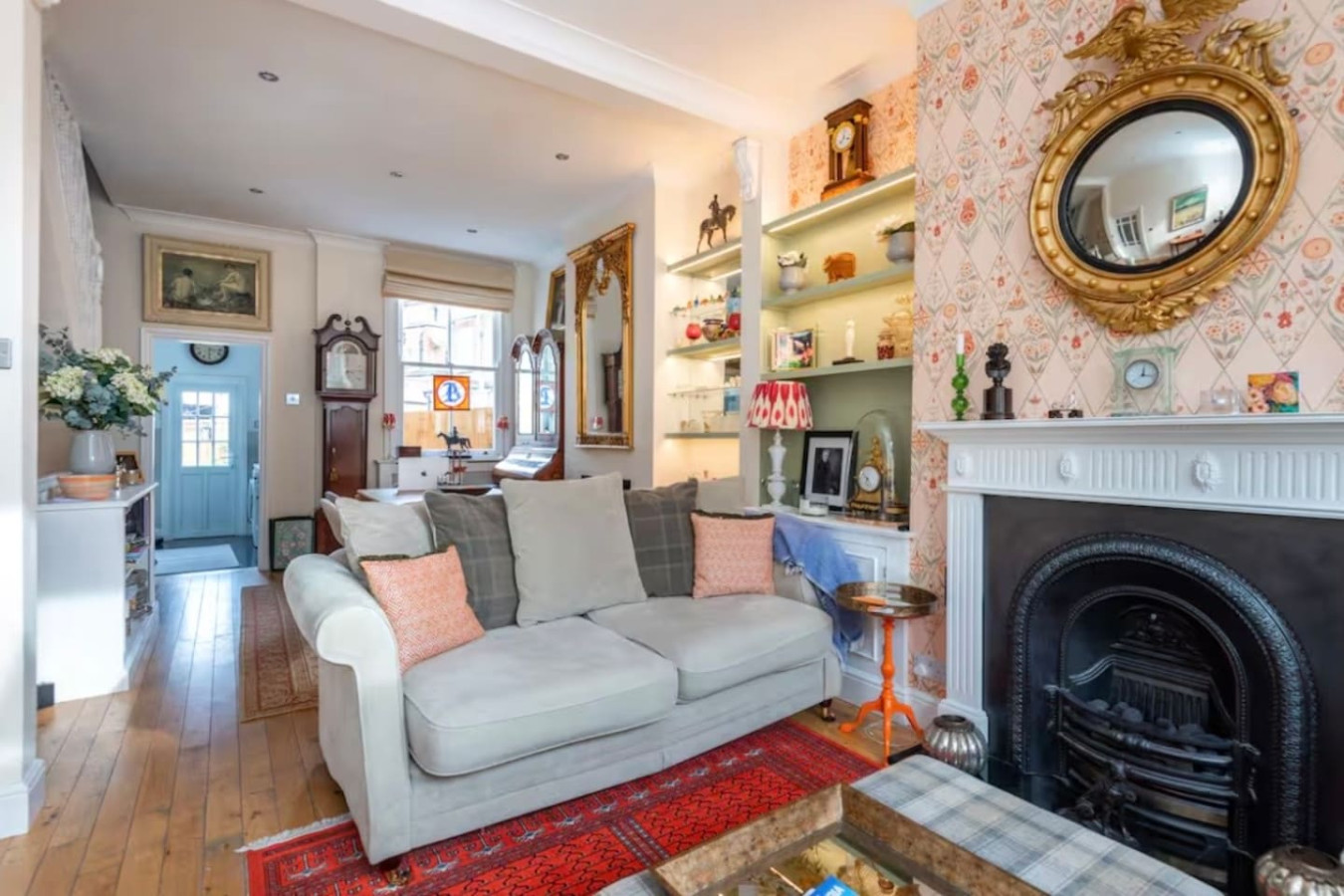 Bright and Cosy South London 2BR House with Garden & Terrace in 2 Stella Rd, London SW17 9HG, UK - Property image 10 - VivreStays