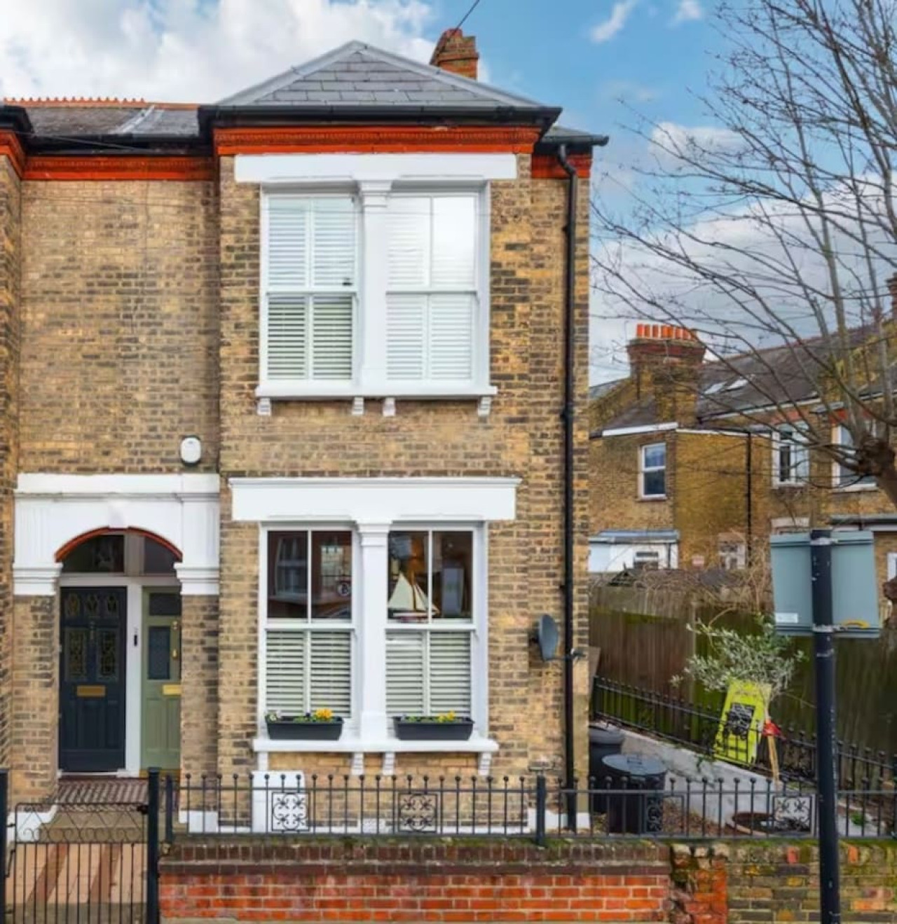 Bright and Cosy South London 2BR House with Garden & Terrace in 2 Stella Rd, London SW17 9HG, UK - Property image 8 - VivreStays