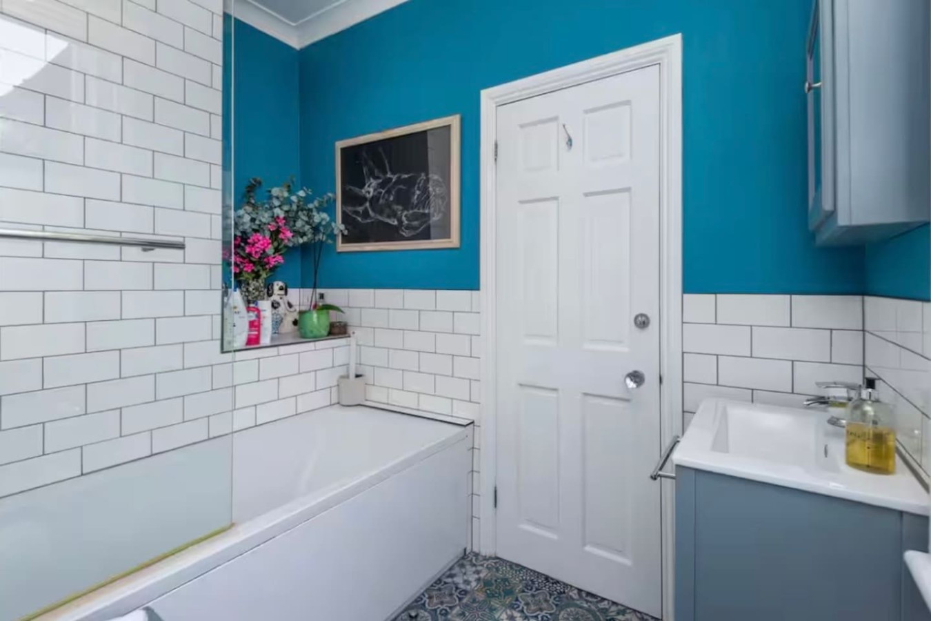 Bright and Cosy South London 2BR House with Garden & Terrace in 2 Stella Rd, London SW17 9HG, UK - Property image 4 - VivreStays