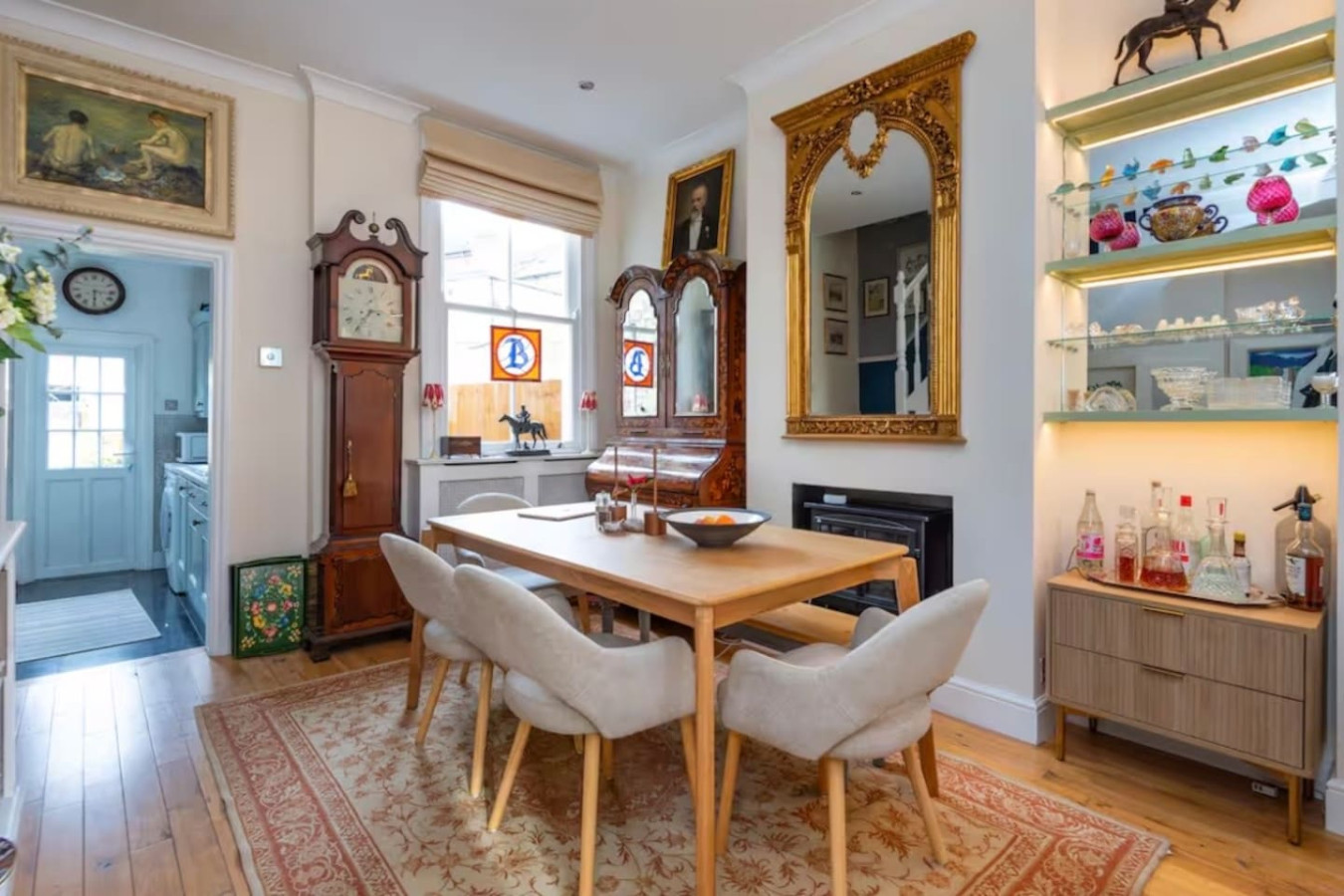 Bright and Cosy South London 2BR House with Garden & Terrace in 2 Stella Rd, London SW17 9HG, UK - Property image 11 - VivreStays