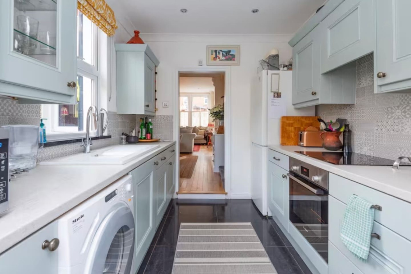 Bright and Cosy South London 2BR House with Garden & Terrace in 2 Stella Rd, London SW17 9HG, UK - Property image 26 - VivreStays