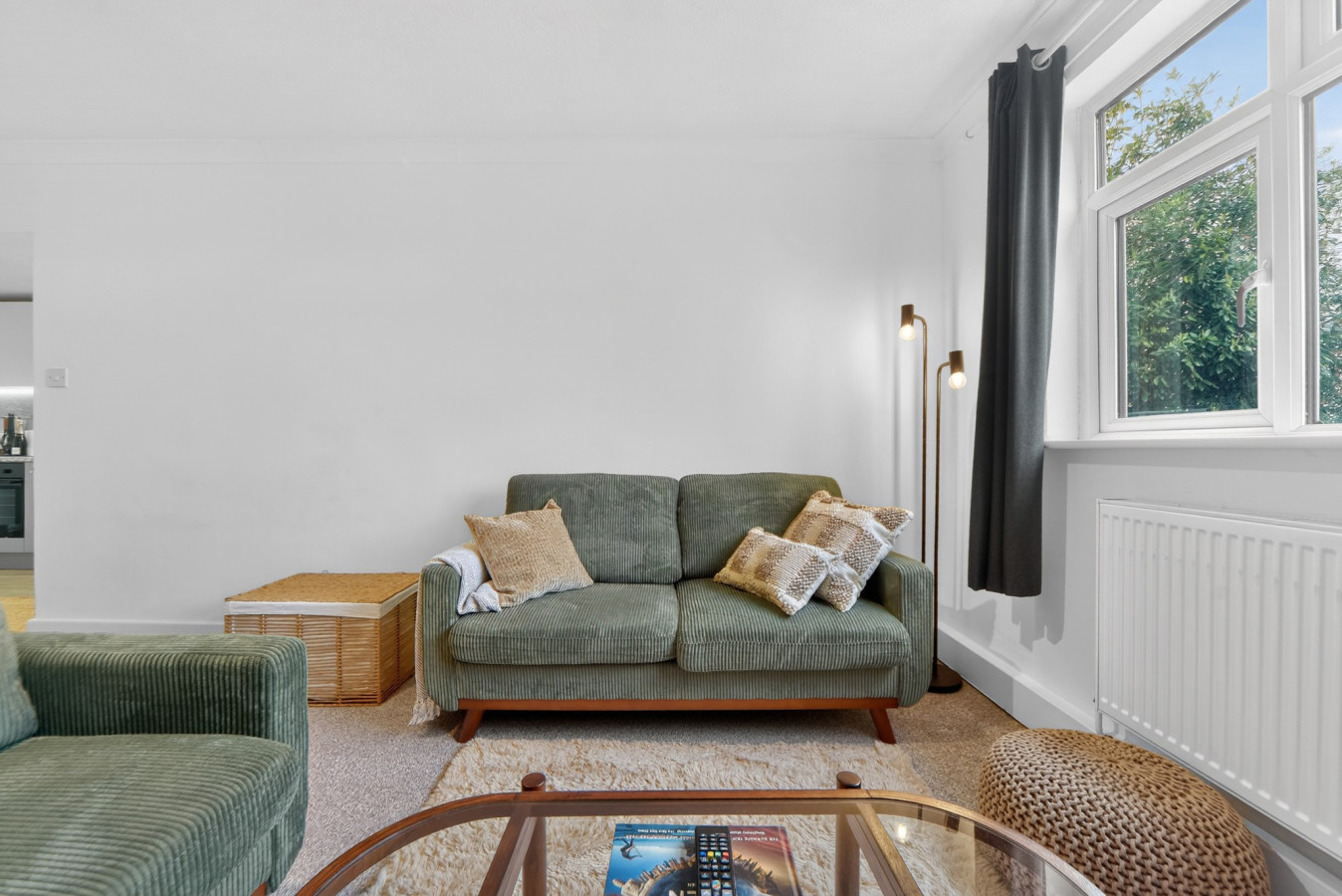 Madeira 2BR Garden Retreat in Bromley with Street Parking in 12 Madeira Ave, Bromley BR1 4AZ, UK - Property image 24 - VivreStays