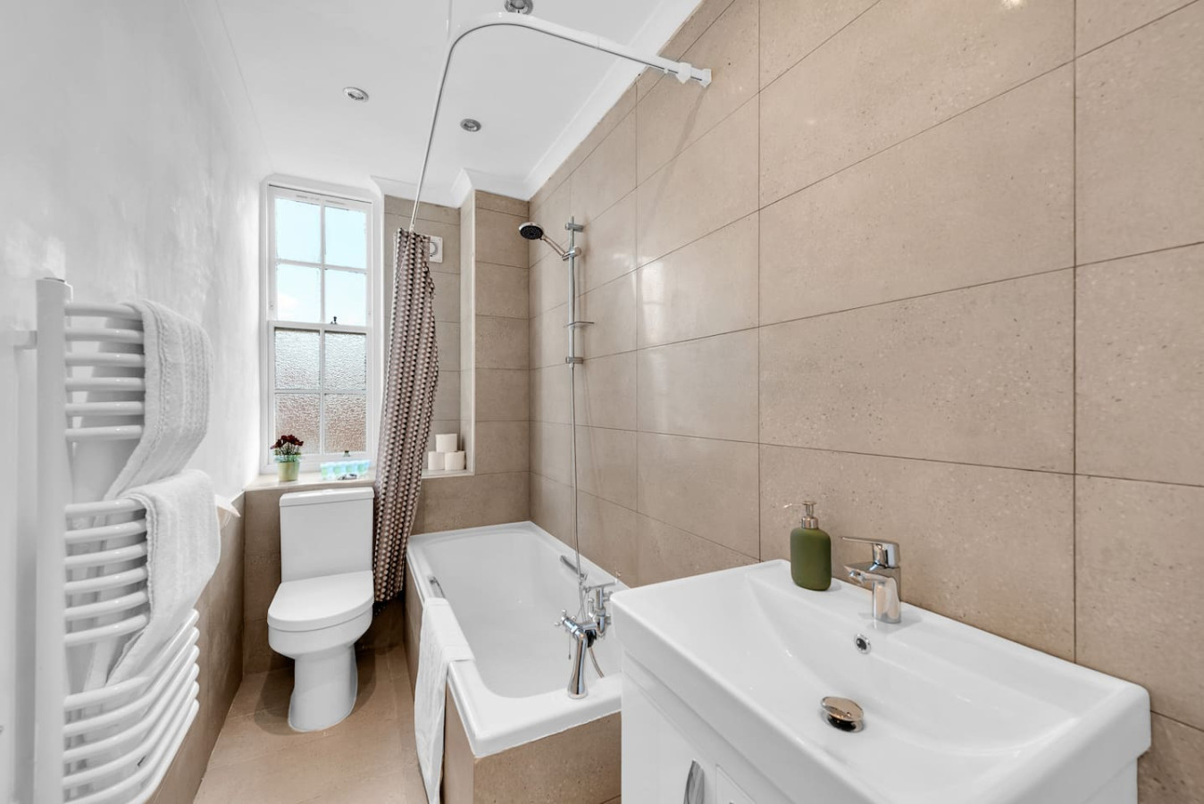 Next to Hammersmith Apollo + Tube | Top Location in Peabody Estate, 54 Fulham Palace Road, London W6 9PS, UK - Property image 12 - VivreStays