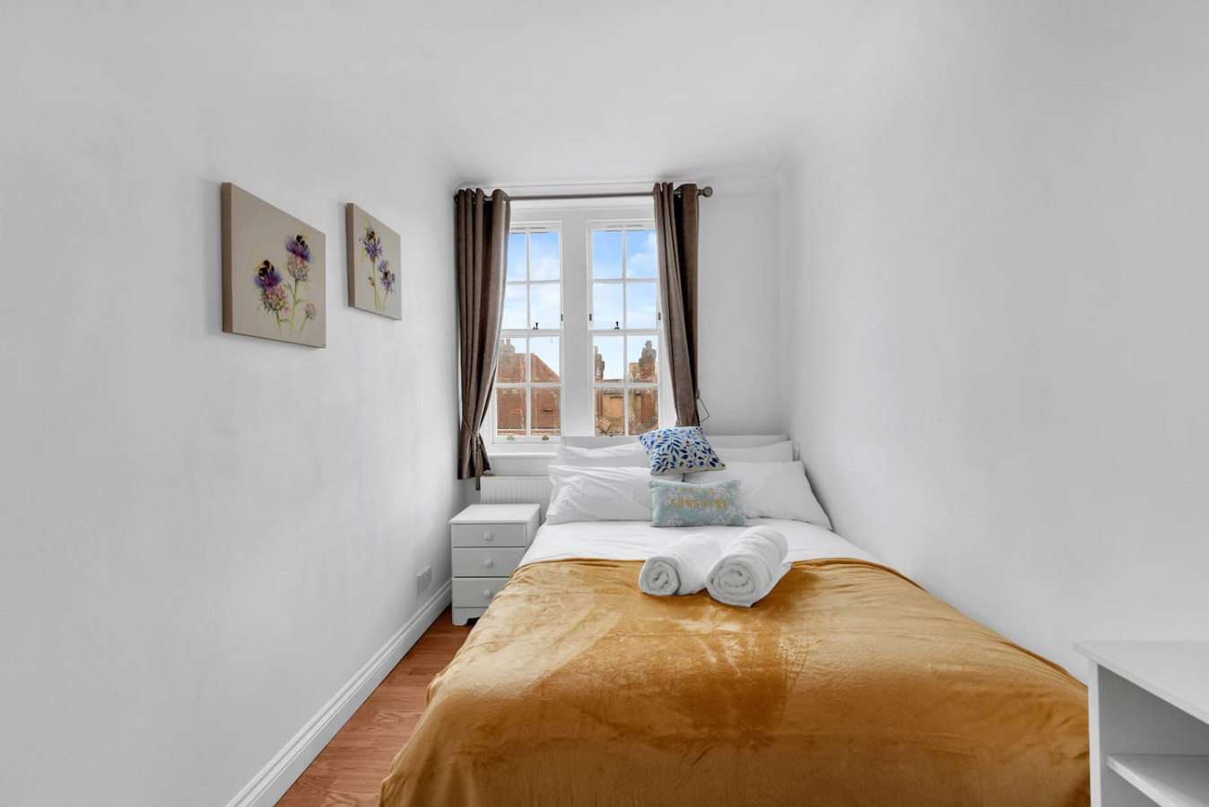 Next to Hammersmith Apollo + Tube | Top Location in Peabody Estate, 54 Fulham Palace Road, London W6 9PS, UK - Property image 18 - VivreStays