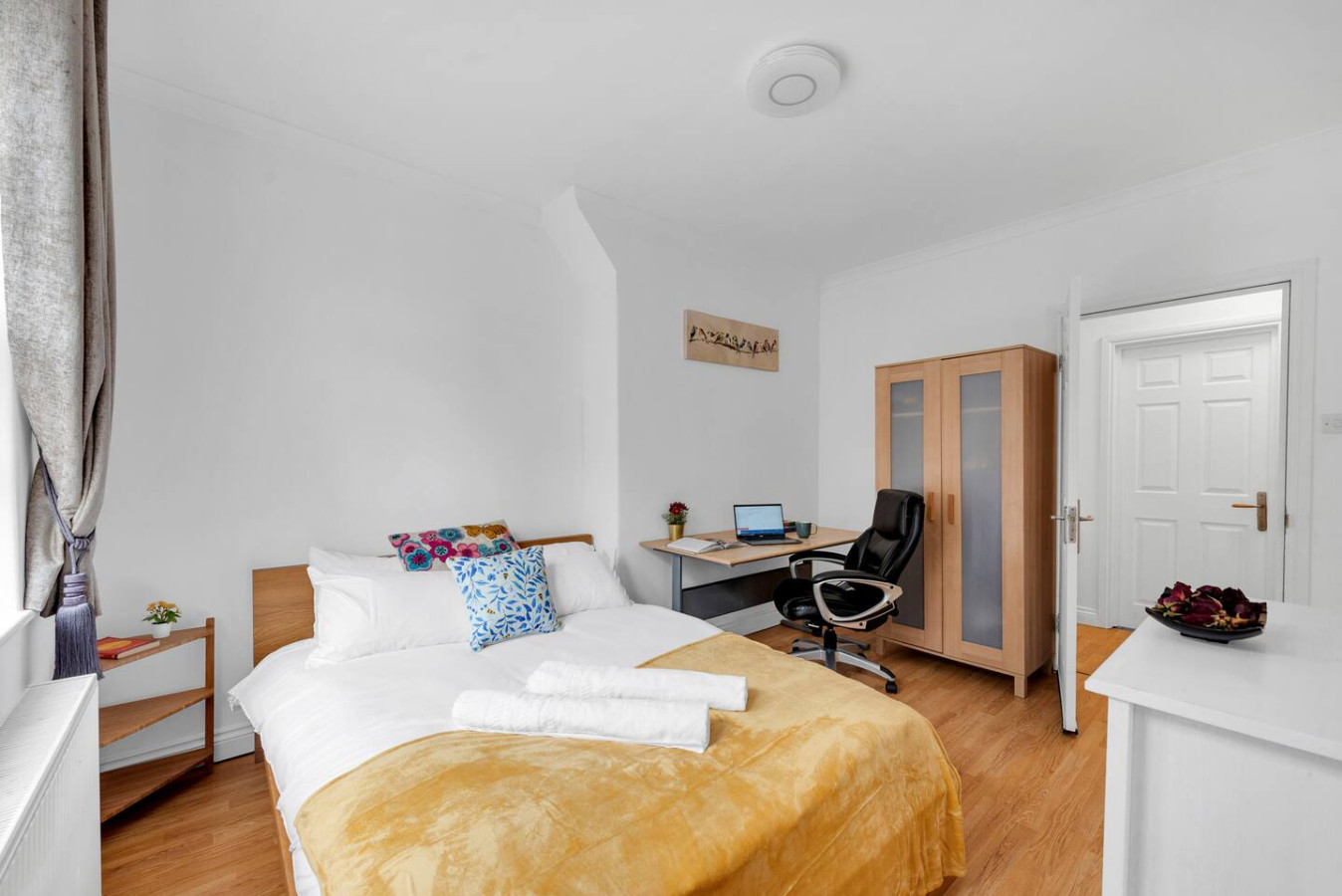 Next to Hammersmith Apollo + Tube | Top Location in Peabody Estate, 54 Fulham Palace Road, London W6 9PS, UK - Property image 2 - VivreStays