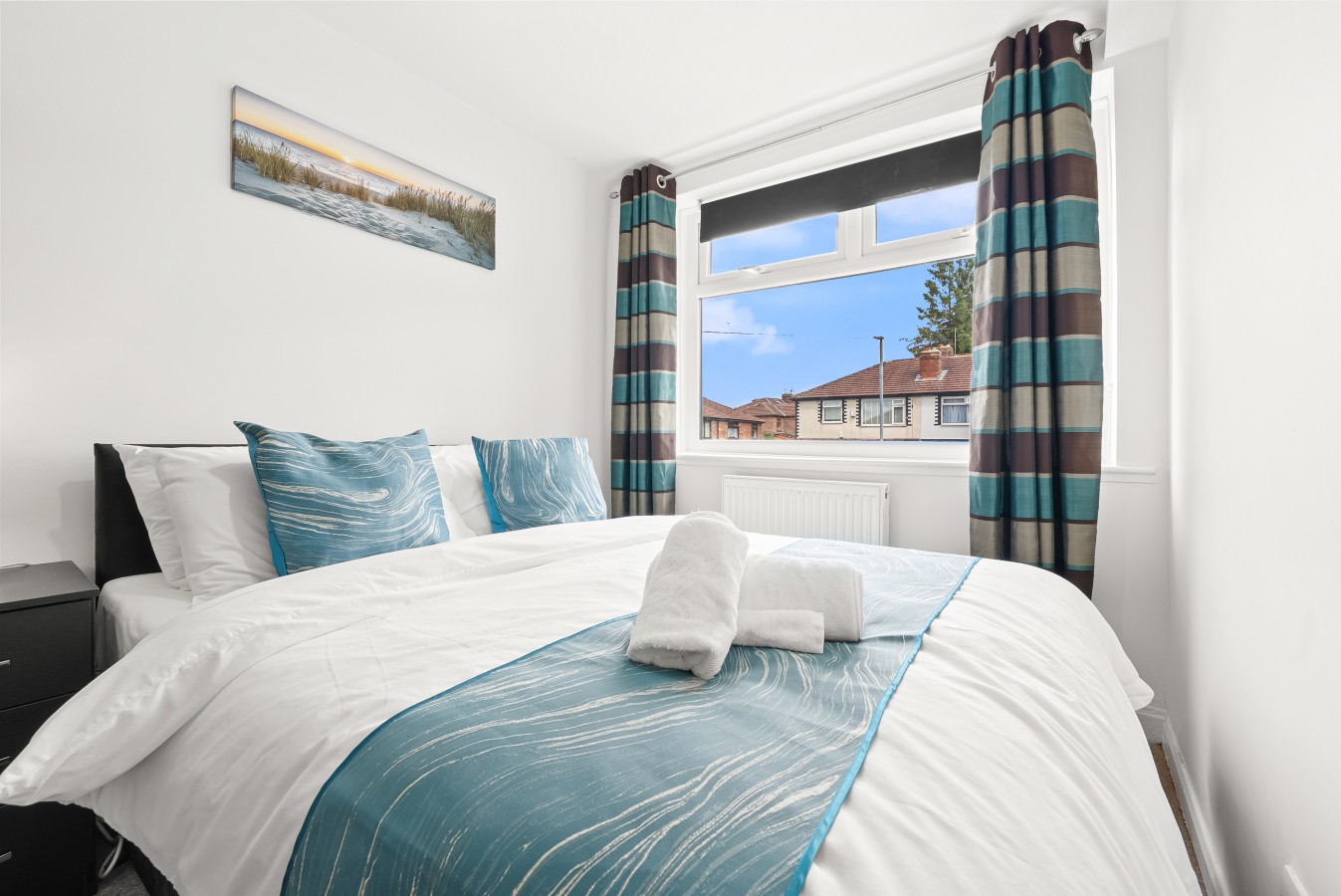 Modern & Spacious 4-bedroom Residence In Crumpsall - Manchester