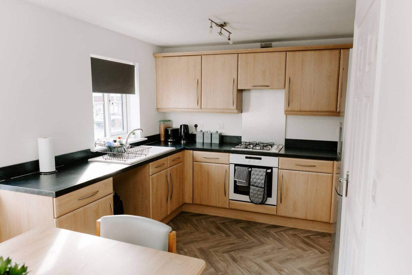 Hardwick Haven – Modern 3BR Townhouse Retreat with Free Parking in 172 High Newham Rd, Stockton-on-Tees TS19 8NT, UK - Property image 35 - VivreStays