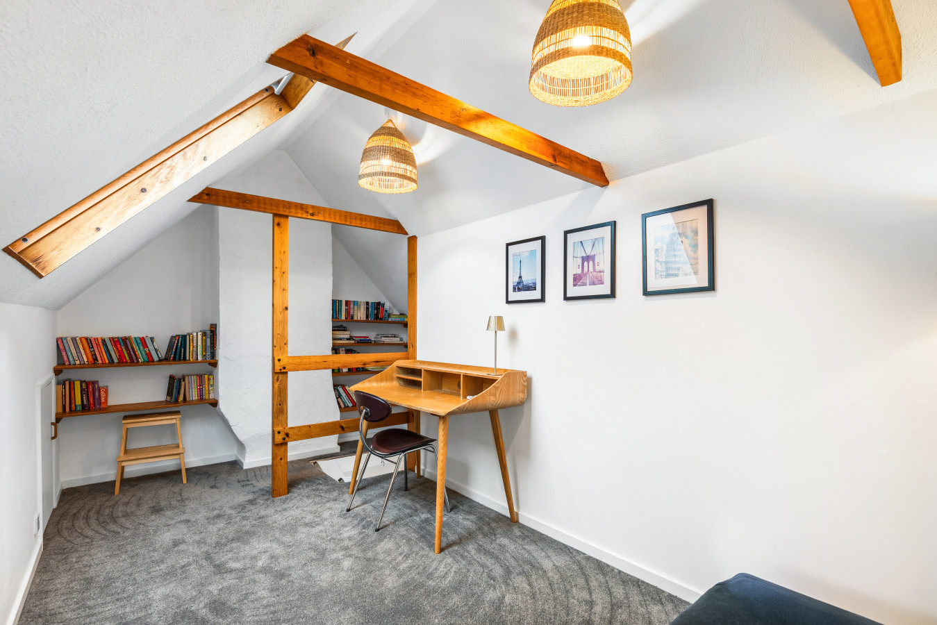 Central Horsham 5BR Home | Parking | Pets Allowed in 46 Bedford Rd, Horsham RH13 5BJ, UK - Property image 10 - VivreStays