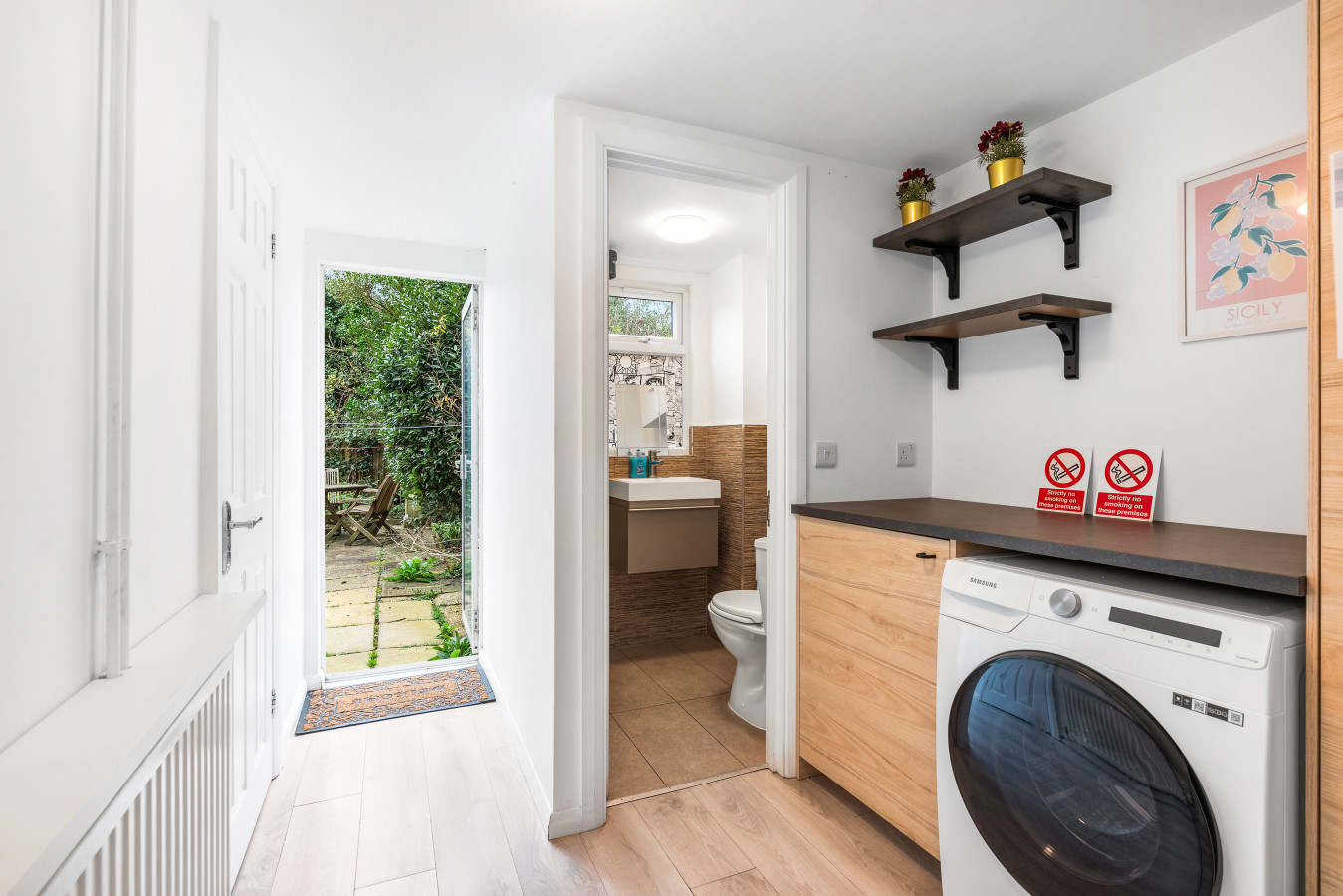 Central Horsham 5BR Home | Parking | Pets Allowed in 46 Bedford Rd, Horsham RH13 5BJ, UK - Property image 25 - VivreStays