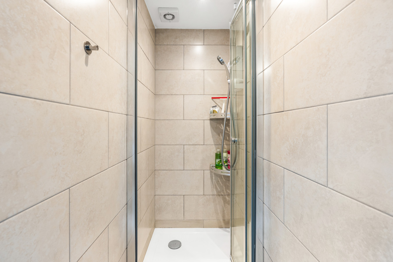 Central Horsham 5BR Home | Parking | Pets Allowed in 46 Bedford Rd, Horsham RH13 5BJ, UK - Property image 21 - VivreStays