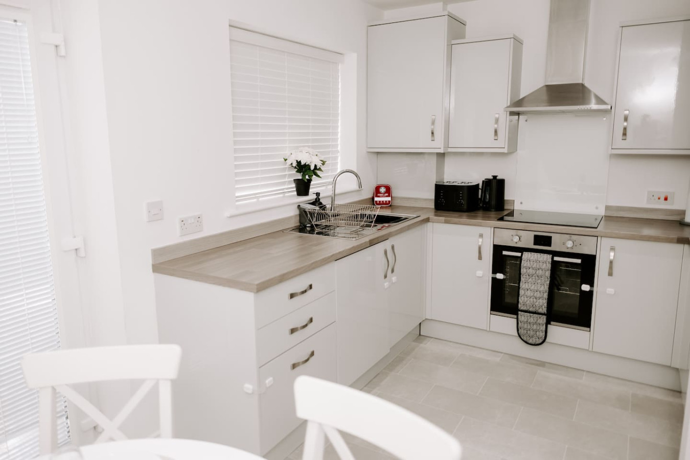 Newly Renovated 3Bed 2.5Bath Home Stockton-on-Tees in 10 Rosebank Court, Roseworth, Stockton-on-Tees, TS19 9BF - Property image 2 - VivreStays