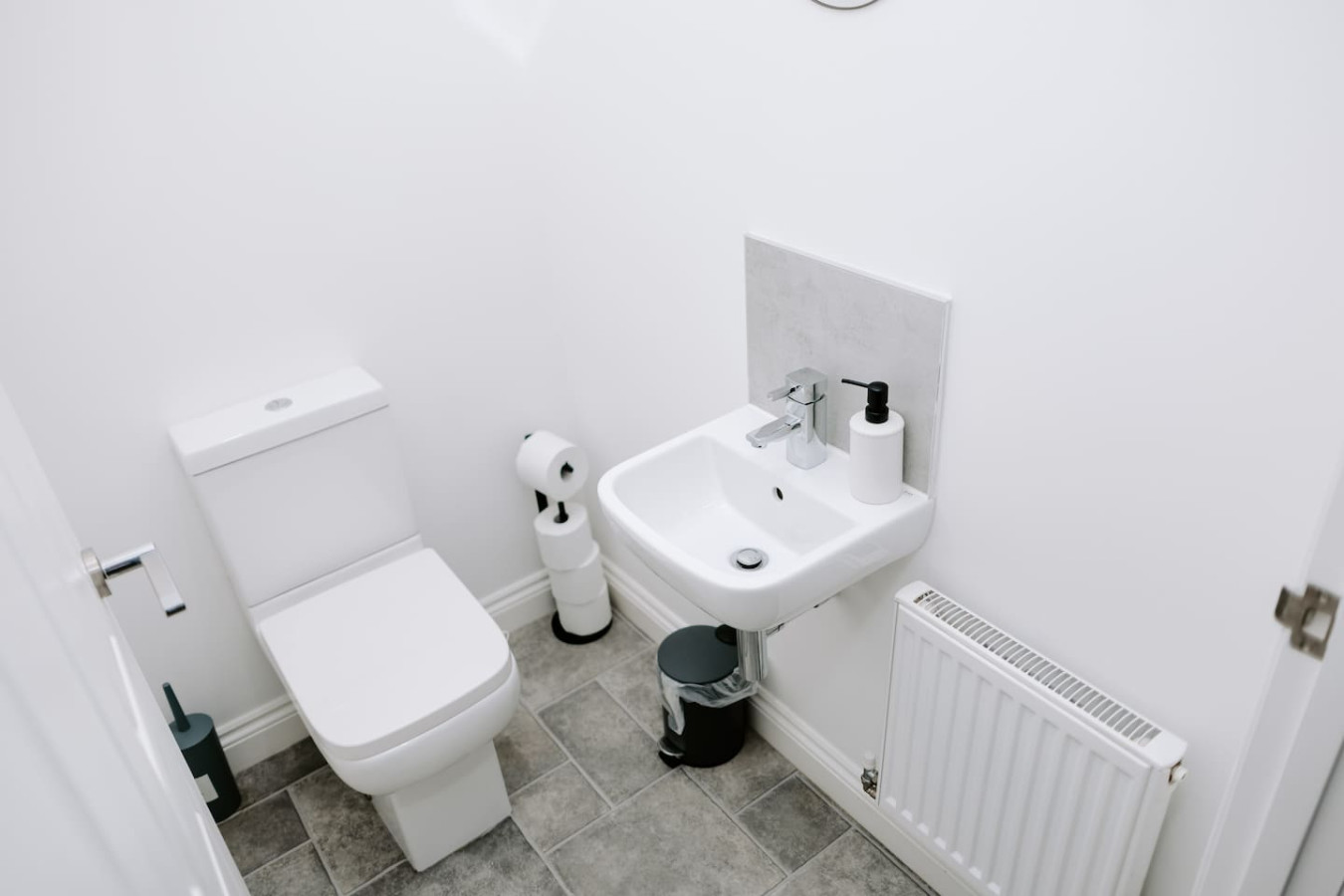 Newly Renovated 3Bed 2.5Bath Home Stockton-on-Tees in 10 Rosebank Court, Roseworth, Stockton-on-Tees, TS19 9BF - Property image 16 - VivreStays