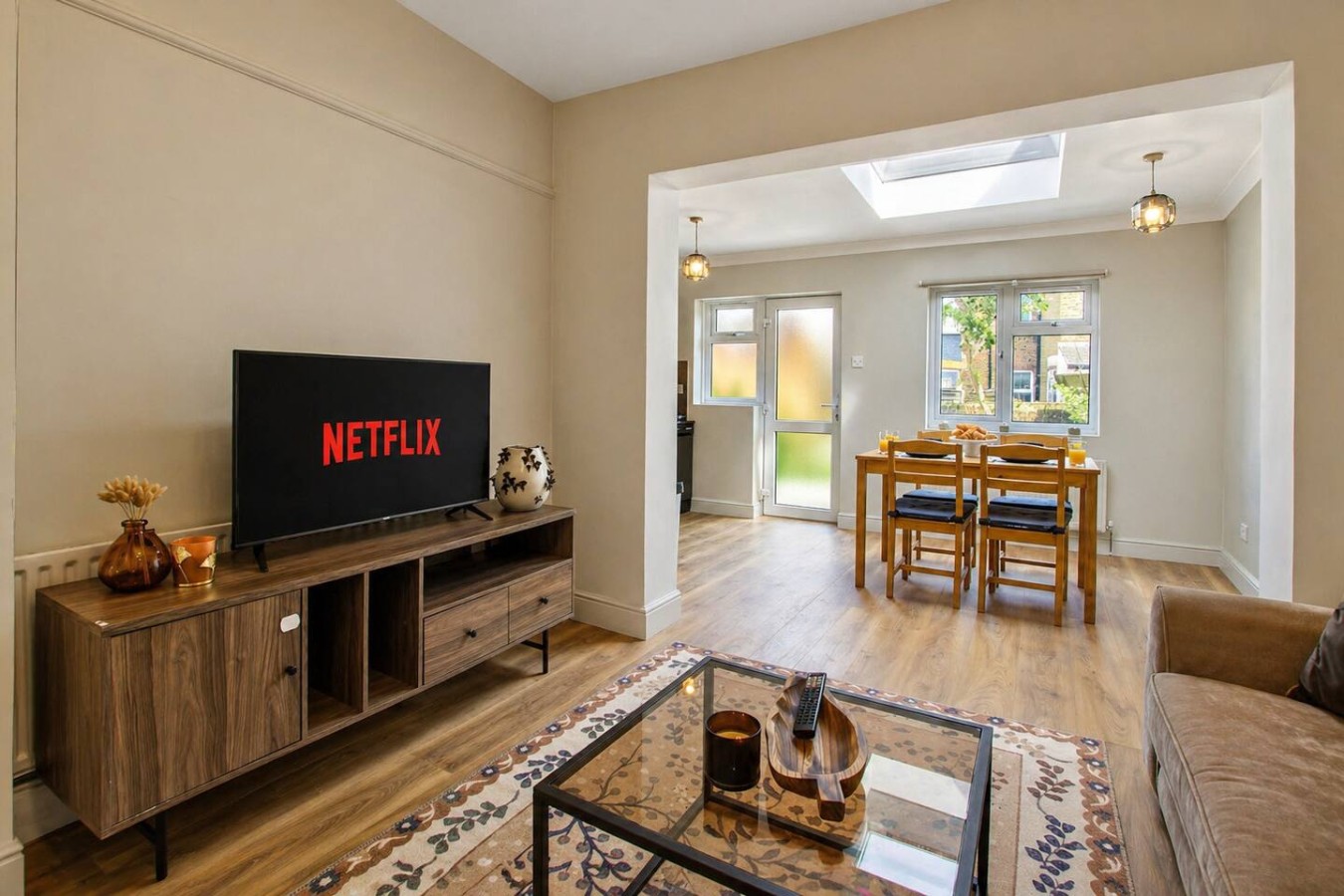 Wembley Garden Retreat |4BR|Sleeps 7|Near Station in 33 Thurlow Gardens, Wembley HA0 2AH, UK - Property image 5 - VivreStays