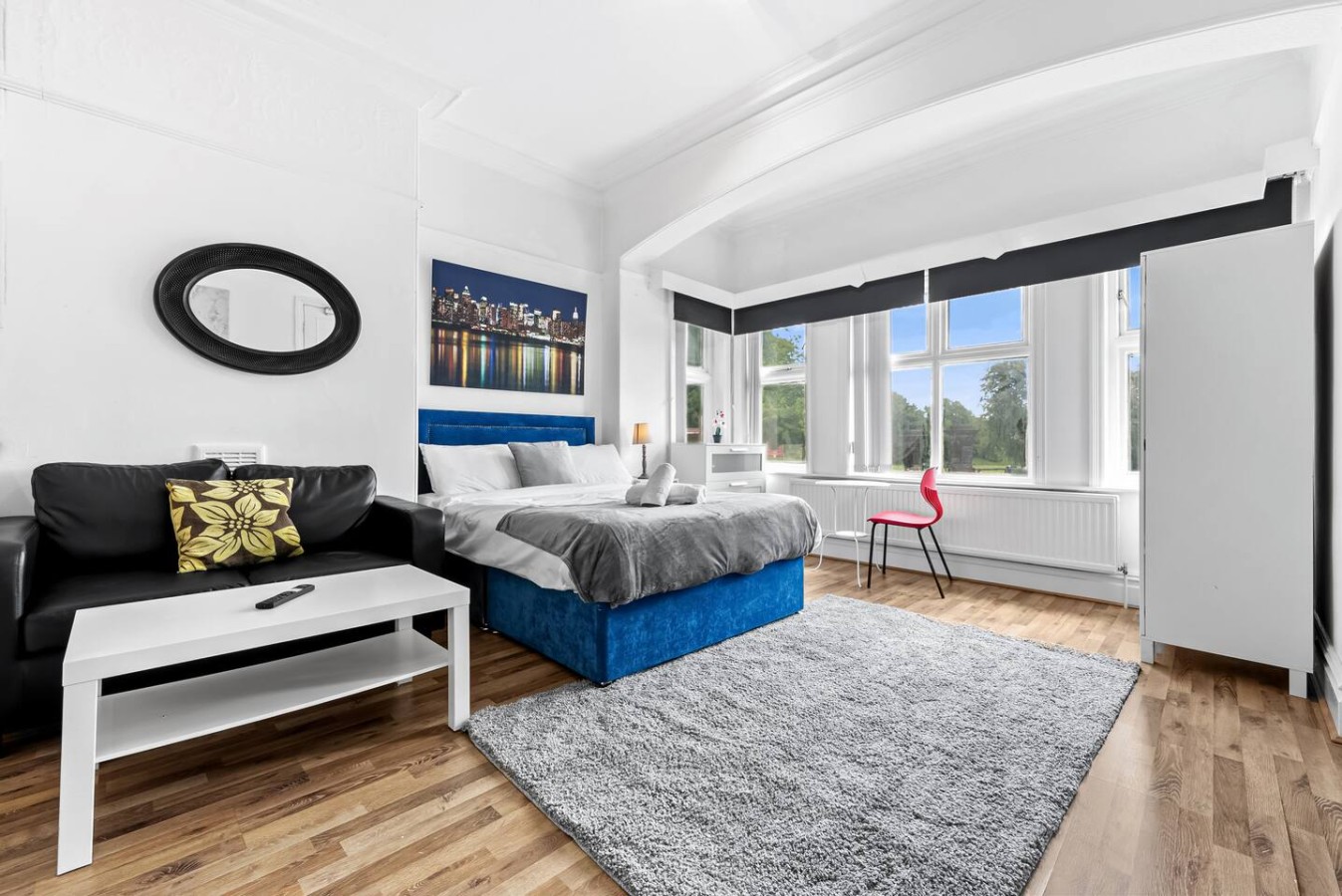 Cosy Leeds Studio Ensuite | Kitchenette & WiFi & Street Parking in 1East Park Parade, England, United Kingdom, LS9 9NQ - Property image 12 - VivreStays
