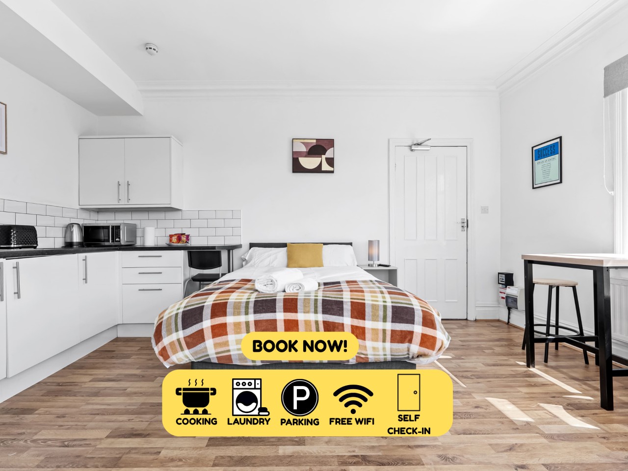 Stylish Studio Room in Leeds | Private Ensuite & Street Parking serviced apartment - West Yorkshire - VivreStays