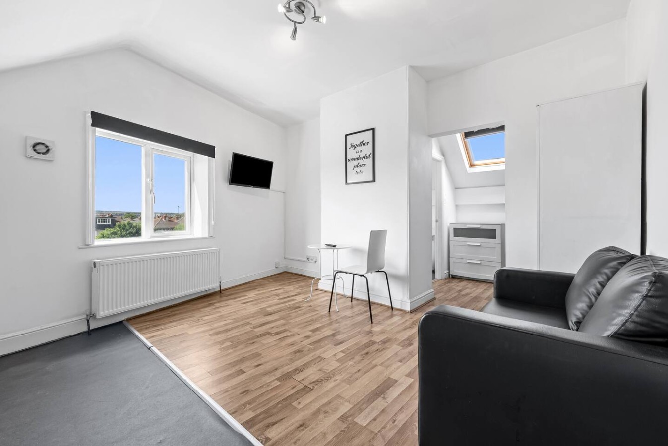 Urban Studio Stay Leeds | Free WiFi & Parking in 1East Park Parade, England, United Kingdom, LS9 9NQ - Property image 5 - VivreStays