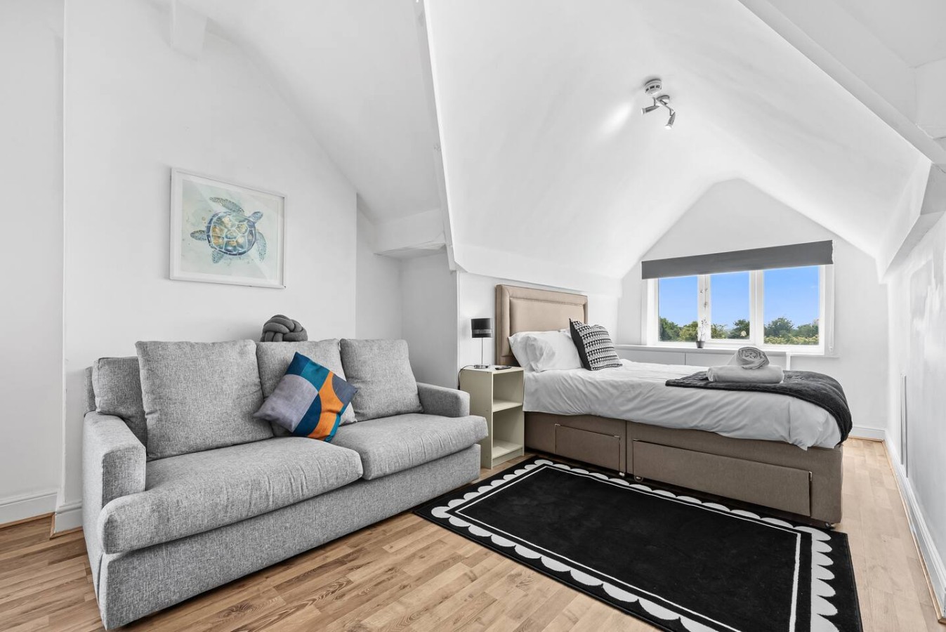 Large Modern Leeds Stay w/8 Private Ensuite Studio in 1East Park Parade, England, United Kingdom, LS9 9NQ - Property image 28 - VivreStays