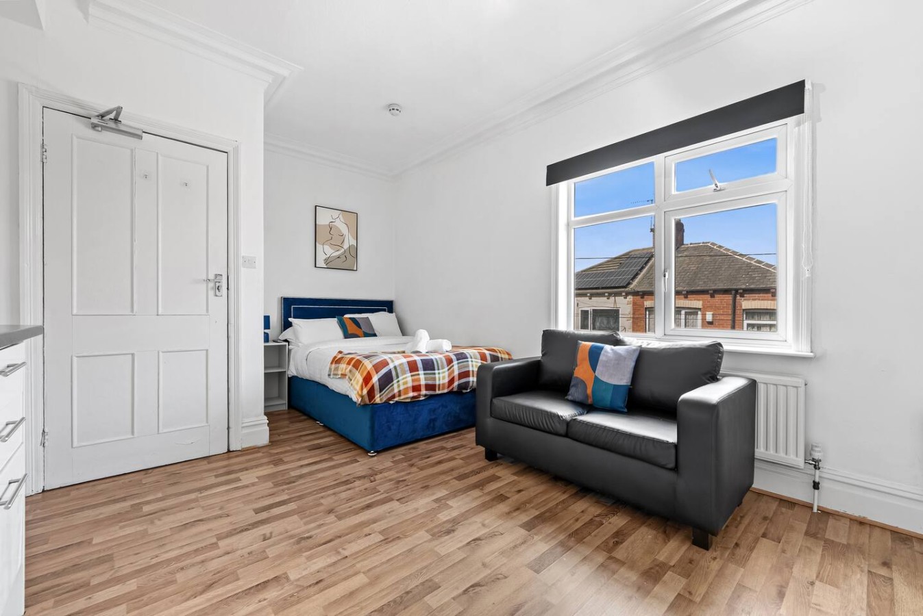 Large Modern Leeds Stay w/8 Private Ensuite Studio in 1East Park Parade, England, United Kingdom, LS9 9NQ - Property image 27 - VivreStays