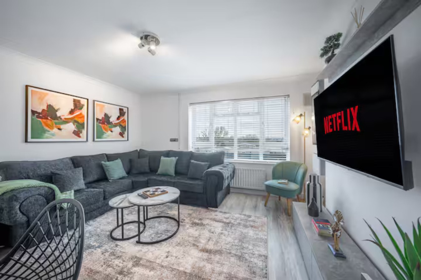 Spacious 4BR High Wycombe Home | Sleeps 8 | Free Parking in 2Hobart Close, England, United Kingdom, HP13 6UF - Property image 26 - VivreStays