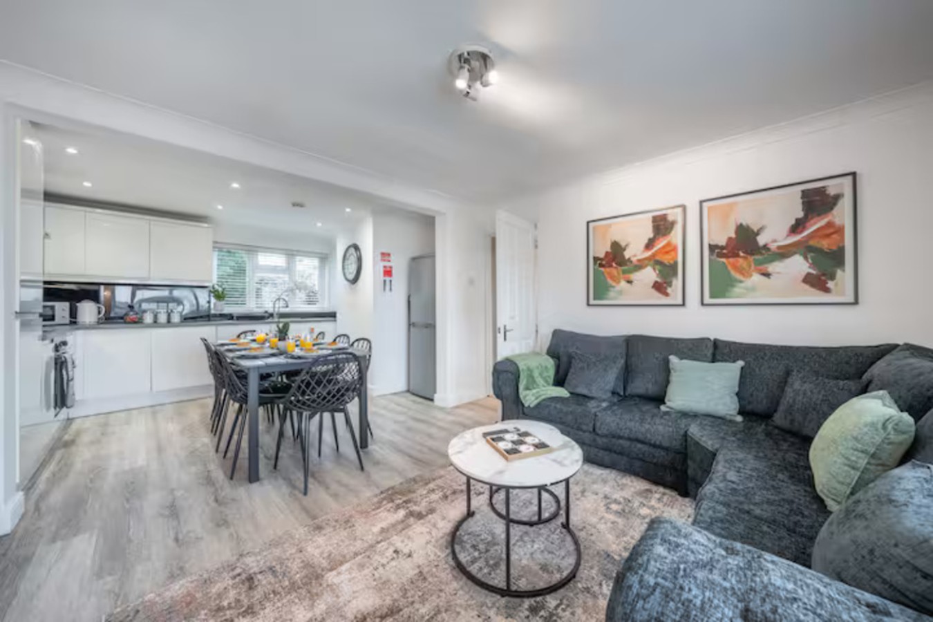 Spacious 4BR High Wycombe Home | Sleeps 8 | Free Parking in 2Hobart Close, England, United Kingdom, HP13 6UF - Property image 27 - VivreStays