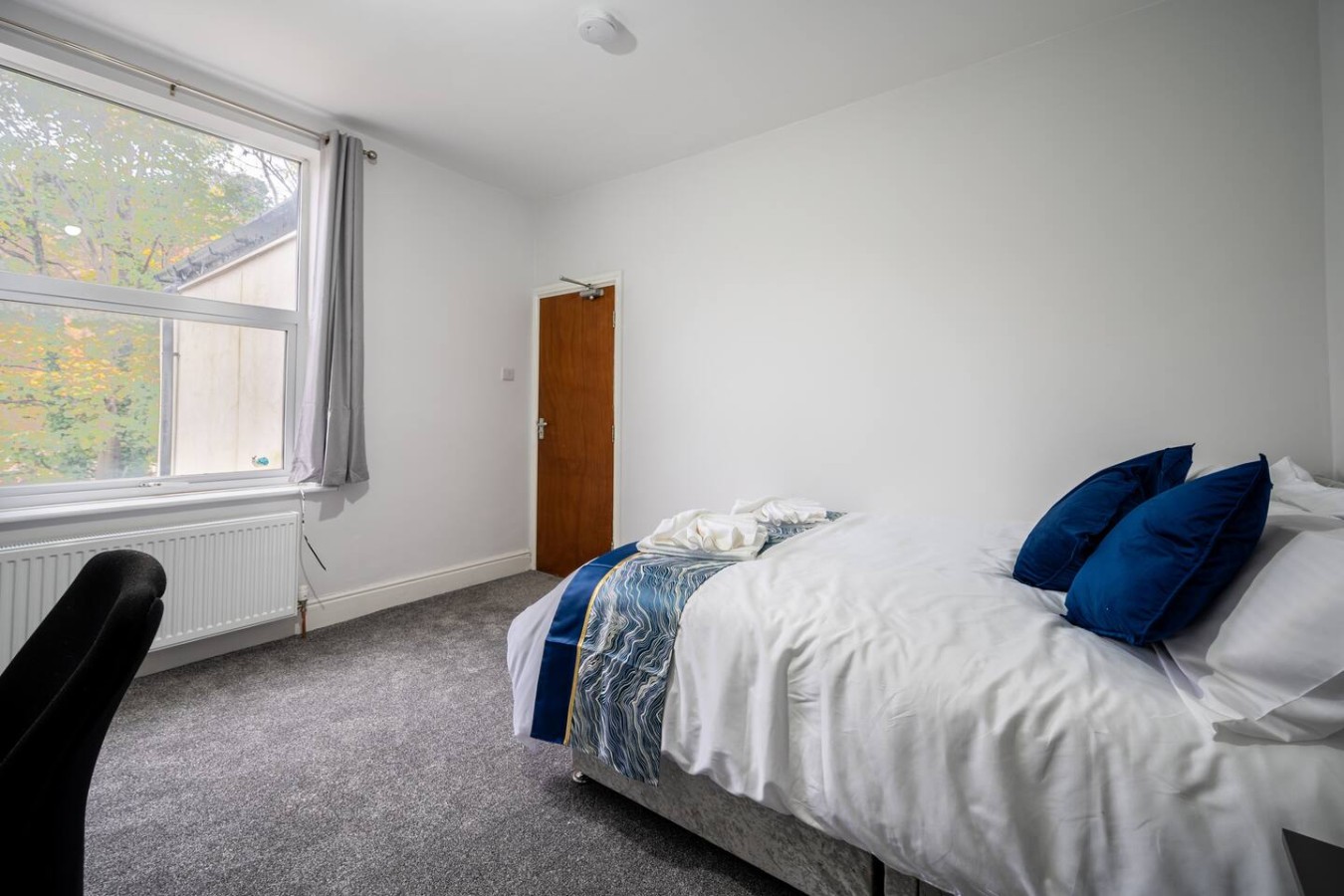 Spacious 5BR Sheffield Home | Sleeps 10 | Near City Centre in 905 Ecclesall Rd, Sheffield S11 8TL, UK - Property image 31 - VivreStays