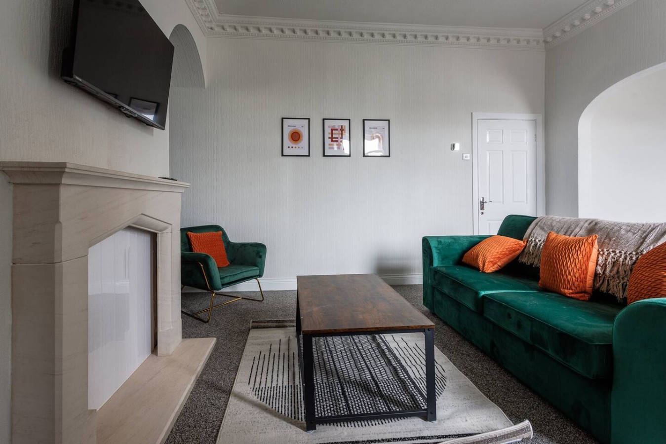 Sunderland City Stay | Secure Parking | Sleeps 4 in 86 Sorley St, Sunderland SR4 7UY, UK - Property image 7 - VivreStays
