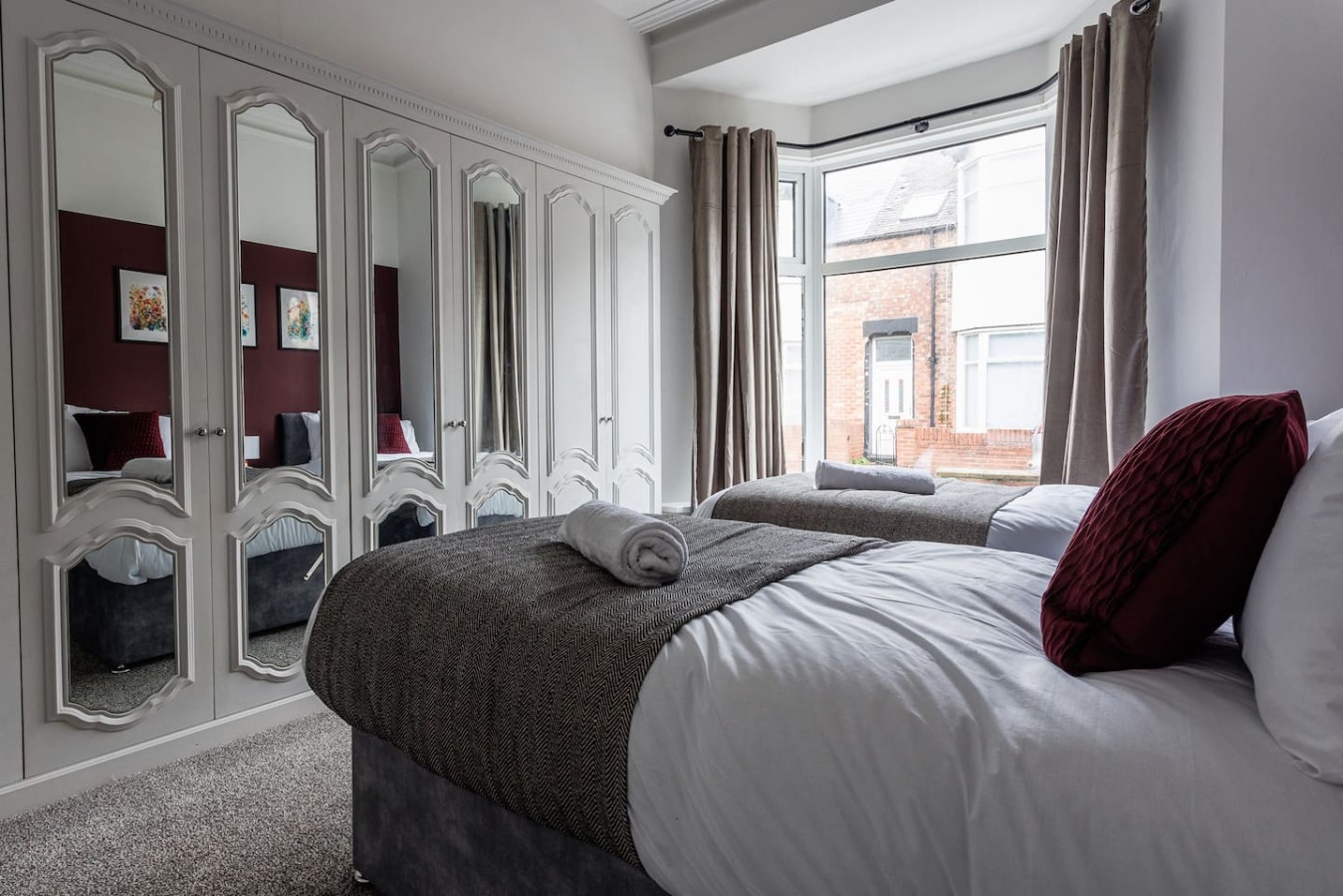 Sunderland City Stay | Secure Parking | Sleeps 4 in 86 Sorley St, Sunderland SR4 7UY, UK - Property image 18 - VivreStays