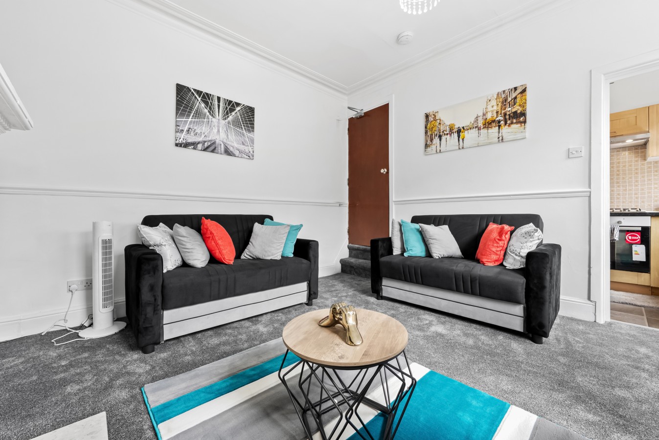 Spacious Leeds Home | Sleeps 6 | Free Parking in 7 Cross Flatts Rd, Beeston, Leeds LS11 7JB, UK - Property image 5 - VivreStays