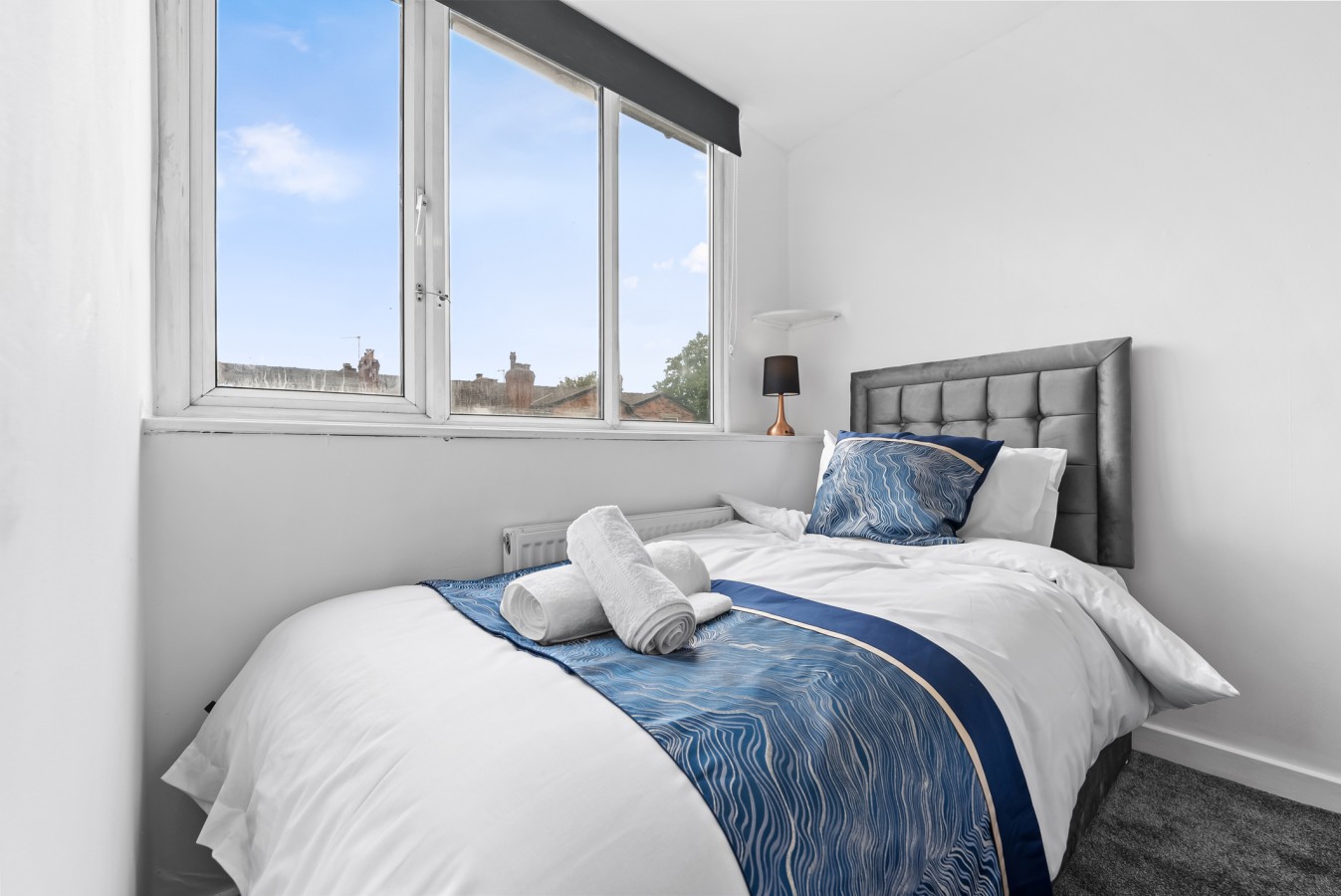Spacious Leeds Home | Sleeps 6 | Free Parking in 7 Cross Flatts Rd, Beeston, Leeds LS11 7JB, UK - Property image 6 - VivreStays