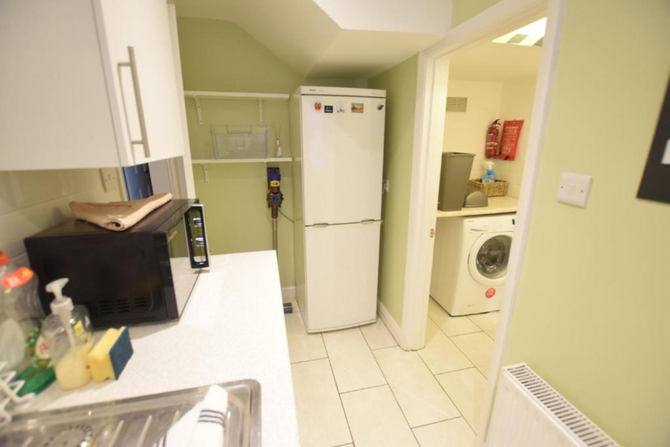 2-Bedroom Apartment | Ryde, Isle of Wight | ST9A in Ryde - Property image 16 - VivreStays