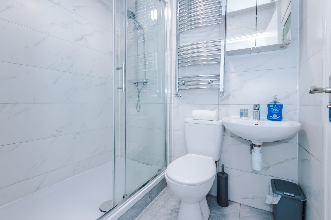 4-Bedroom House | Birmingham, B15 | Wynn House in Birmingham - Property image 7 - VivreStays