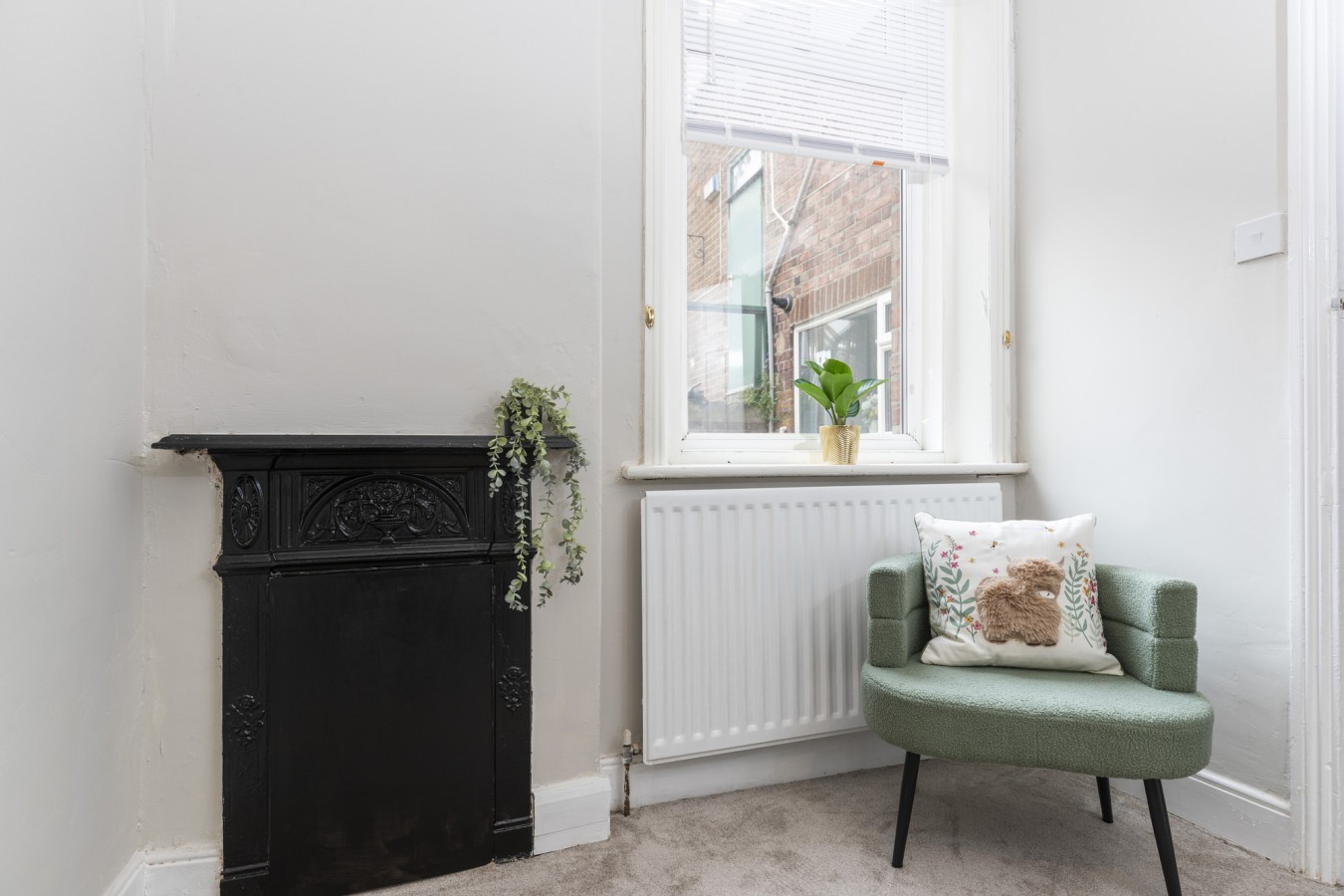 Gateshead 2BR Flat - Near Town & Metro Access in 293 Brighton Rd, Gateshead NE8 4SA, UK - Property image 22 - VivreStays