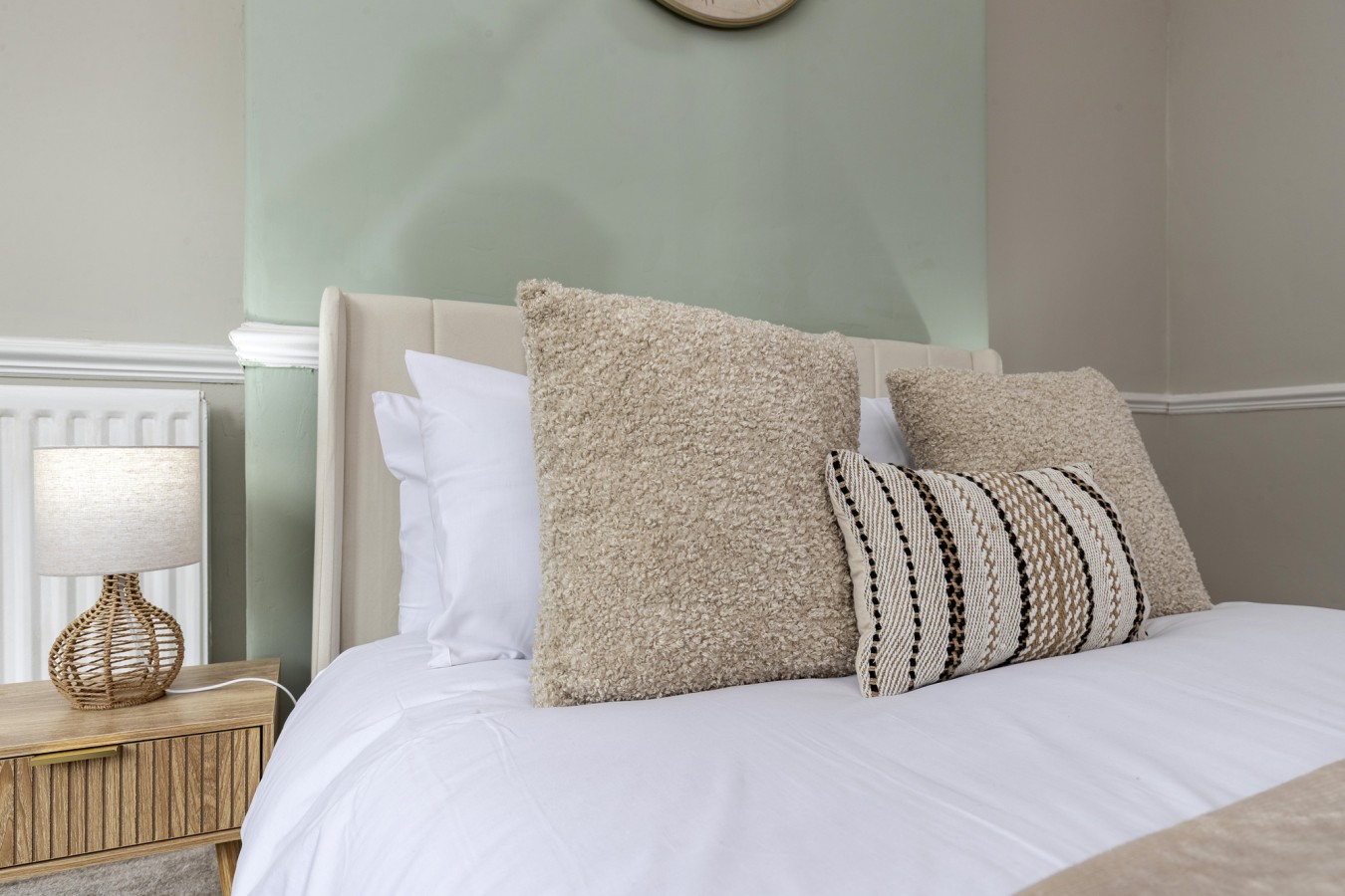 Gateshead 2BR Flat - Near Town & Metro Access in 293 Brighton Rd, Gateshead NE8 4SA, UK - Property image 25 - VivreStays