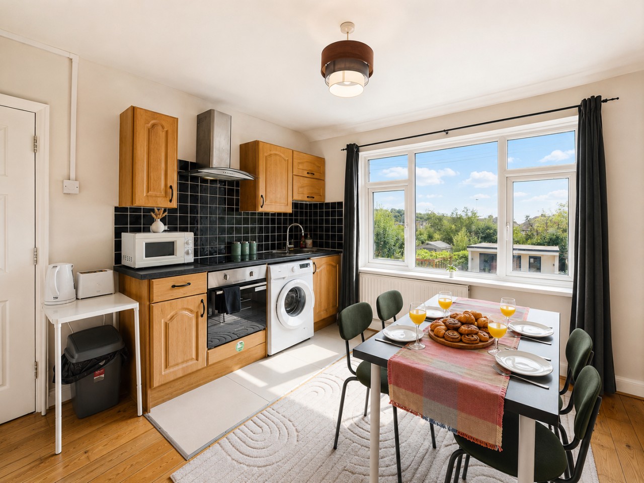 Spacious 3BR Flat Sleeps 7 in Greenford in 265 Whitton Ave E, Greenford UB6 0QQ, UK - Property image 8 - VivreStays