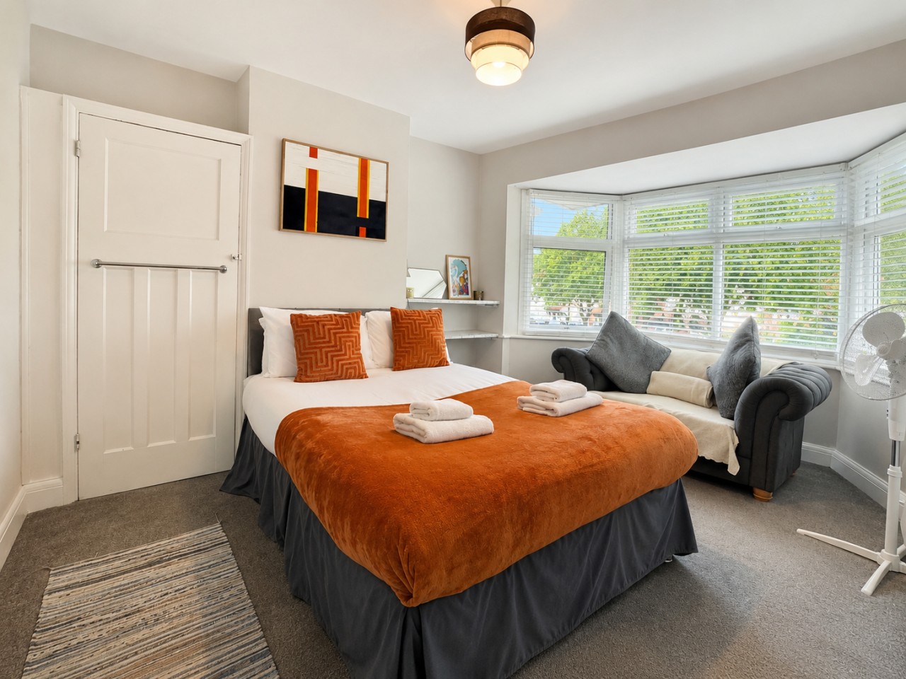 Spacious 3BR Flat Sleeps 7 in Greenford in 265 Whitton Ave E, Greenford UB6 0QQ, UK - Property image 4 - VivreStays