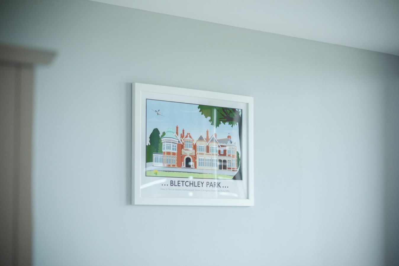 1-Bedroom Apartment | Central Milton Keynes | Emerald House in Milton Keynes - Property image 14 - VivreStays