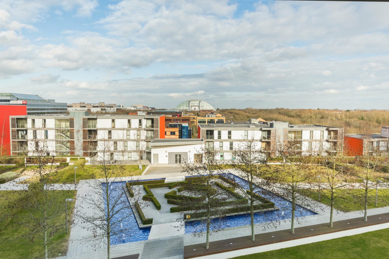 1-Bedroom Apartment | Central Milton Keynes | Emerald House in Milton Keynes - Property image 28 - VivreStays