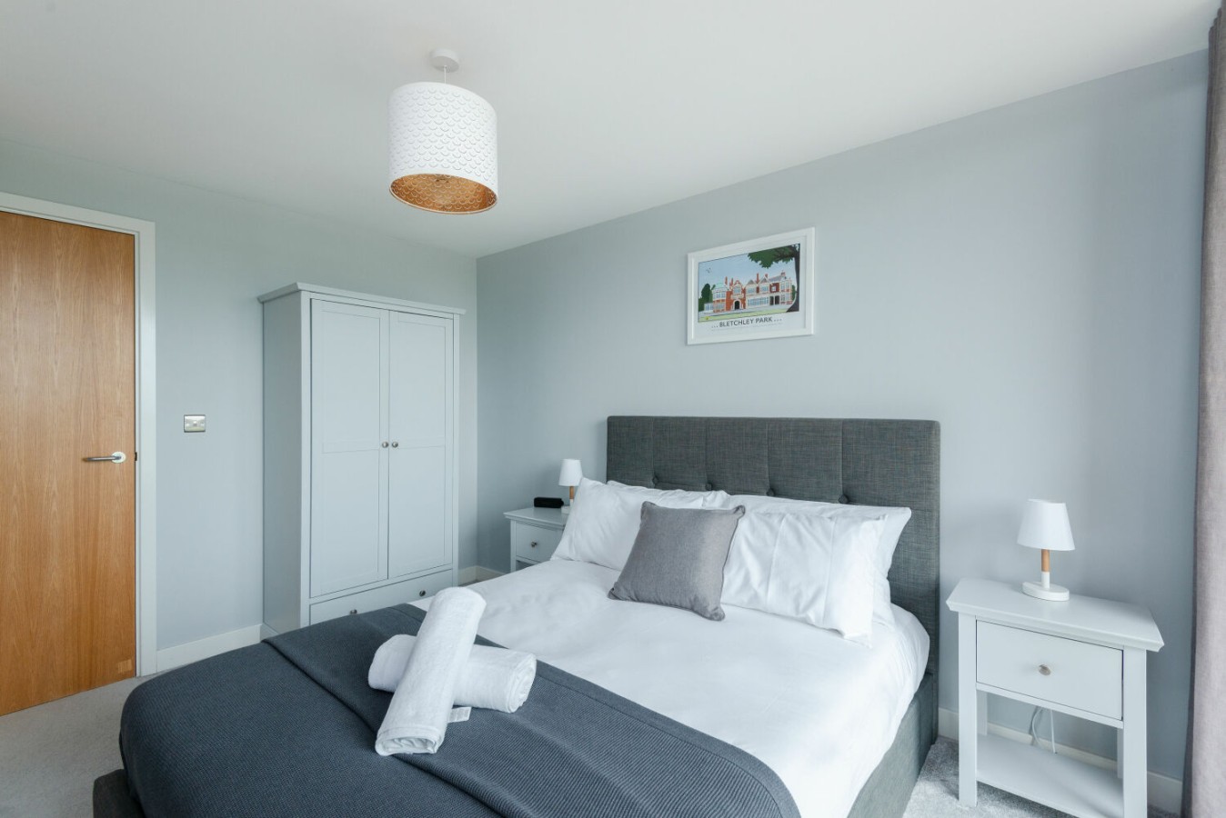 1-Bedroom Apartment | Central Milton Keynes | Emerald House in Milton Keynes - Property image 11 - VivreStays
