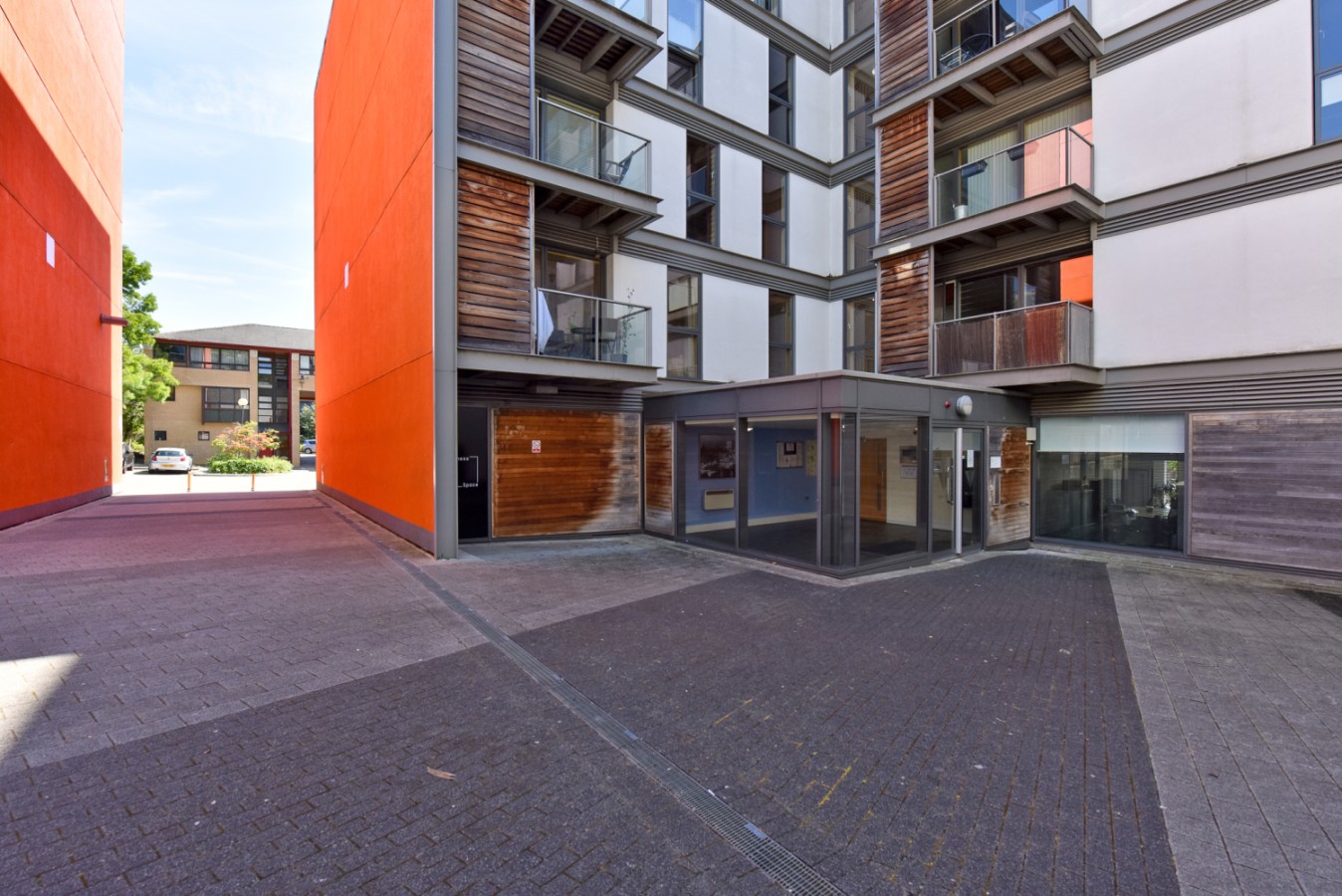 1-Bedroom Apartment | Central Milton Keynes | Topaz House in Milton Keynes - Property image 20 - VivreStays