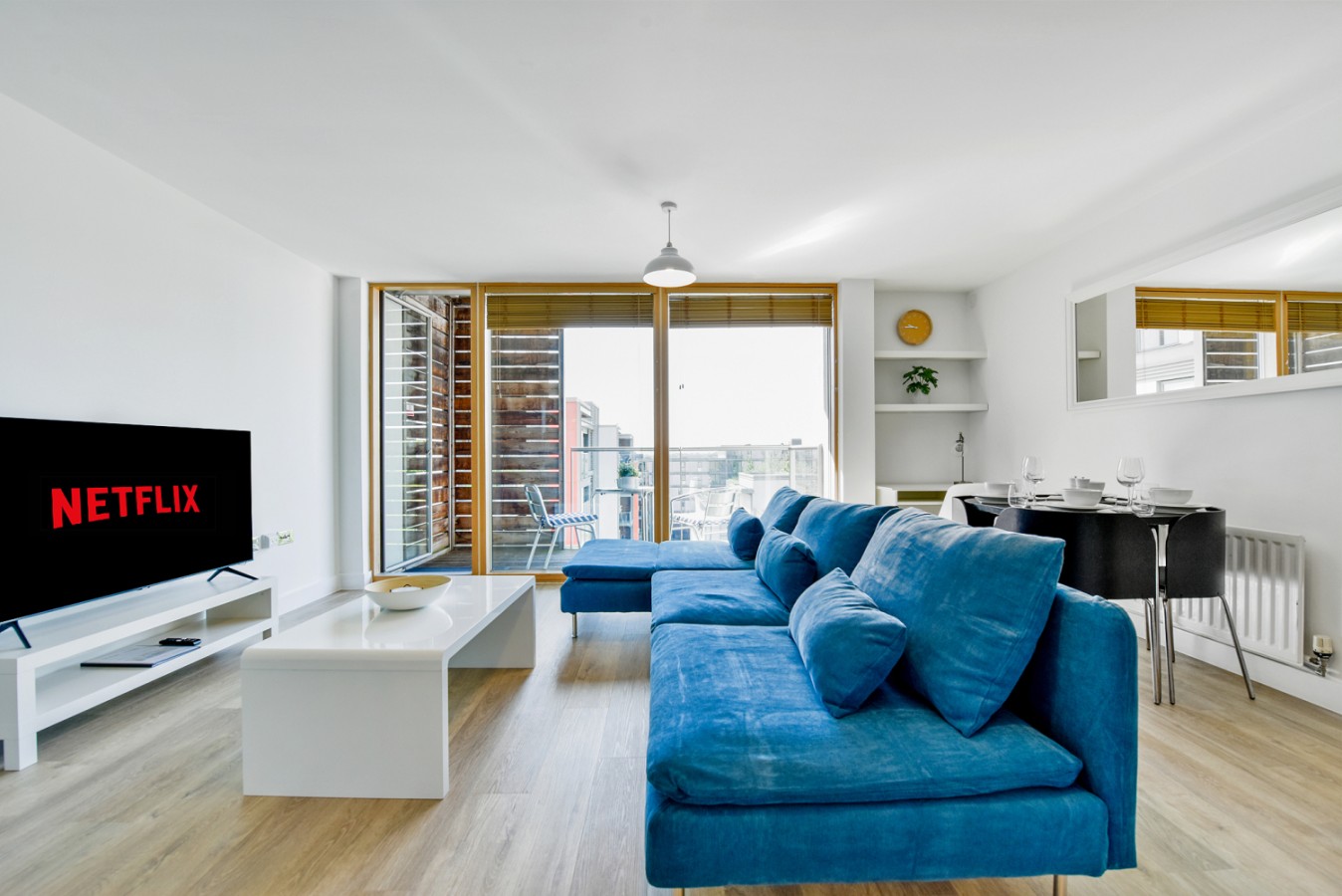 1-Bedroom Apartment | Central Milton Keynes | Amethyst House in Milton Keynes - Property image 6 - VivreStays