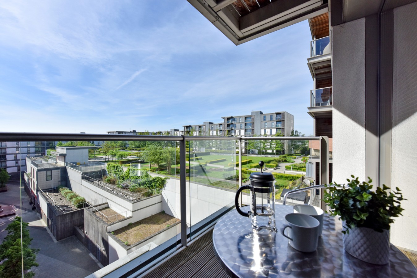 1-Bedroom Apartment | Central Milton Keynes | Amethyst House in Milton Keynes - Property image 10 - VivreStays