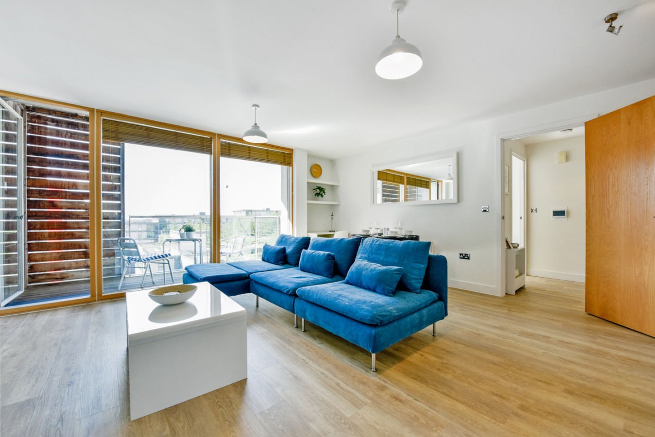 1-Bedroom Apartment | Central Milton Keynes | Amethyst House in Milton Keynes - Property image 8 - VivreStays