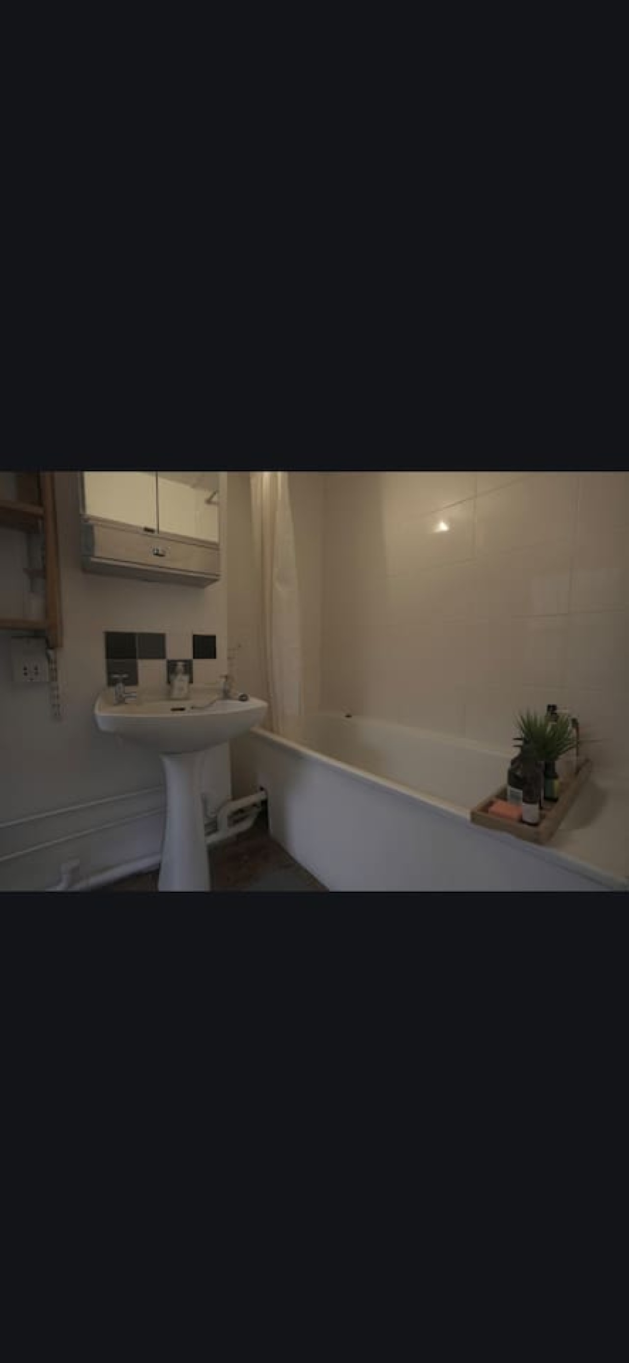 Modern East London (terrace) in Artist Court, 35 Regan Way 4 - Property image 16 - VivreStays