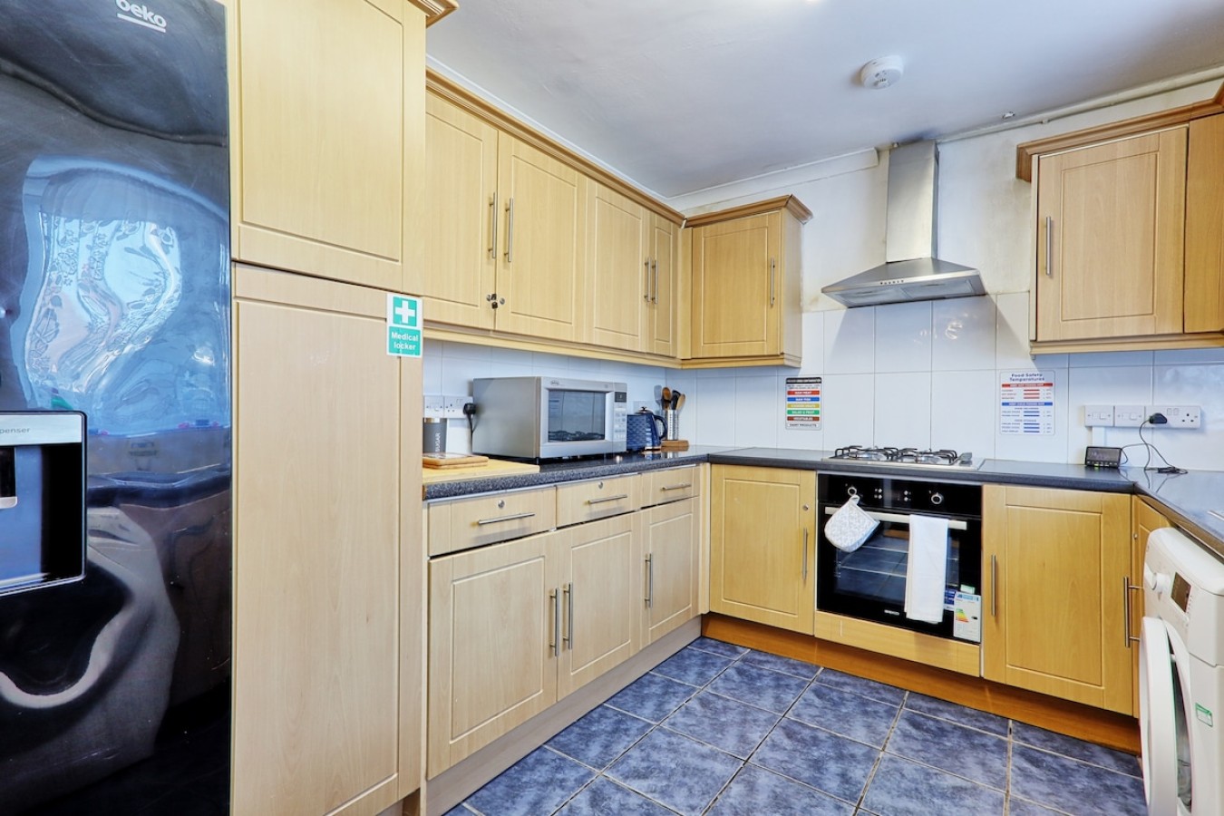 2-Bedroom House | Tilbury, Essex | Stephenson Avenue in Tilbury - Property image 15 - VivreStays