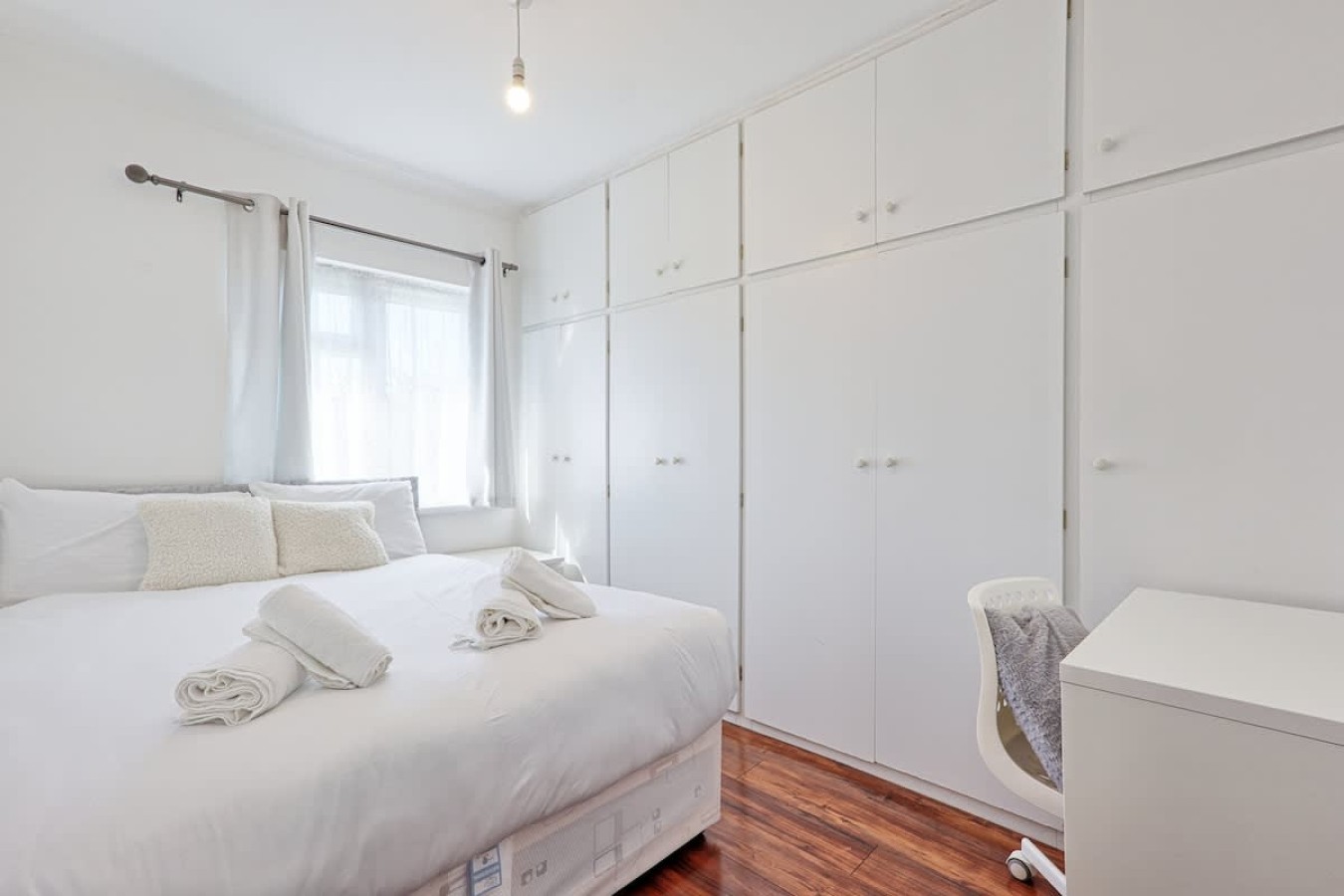 2-Bedroom House | Tilbury, Essex | Stephenson Avenue in Tilbury - Property image 3 - VivreStays